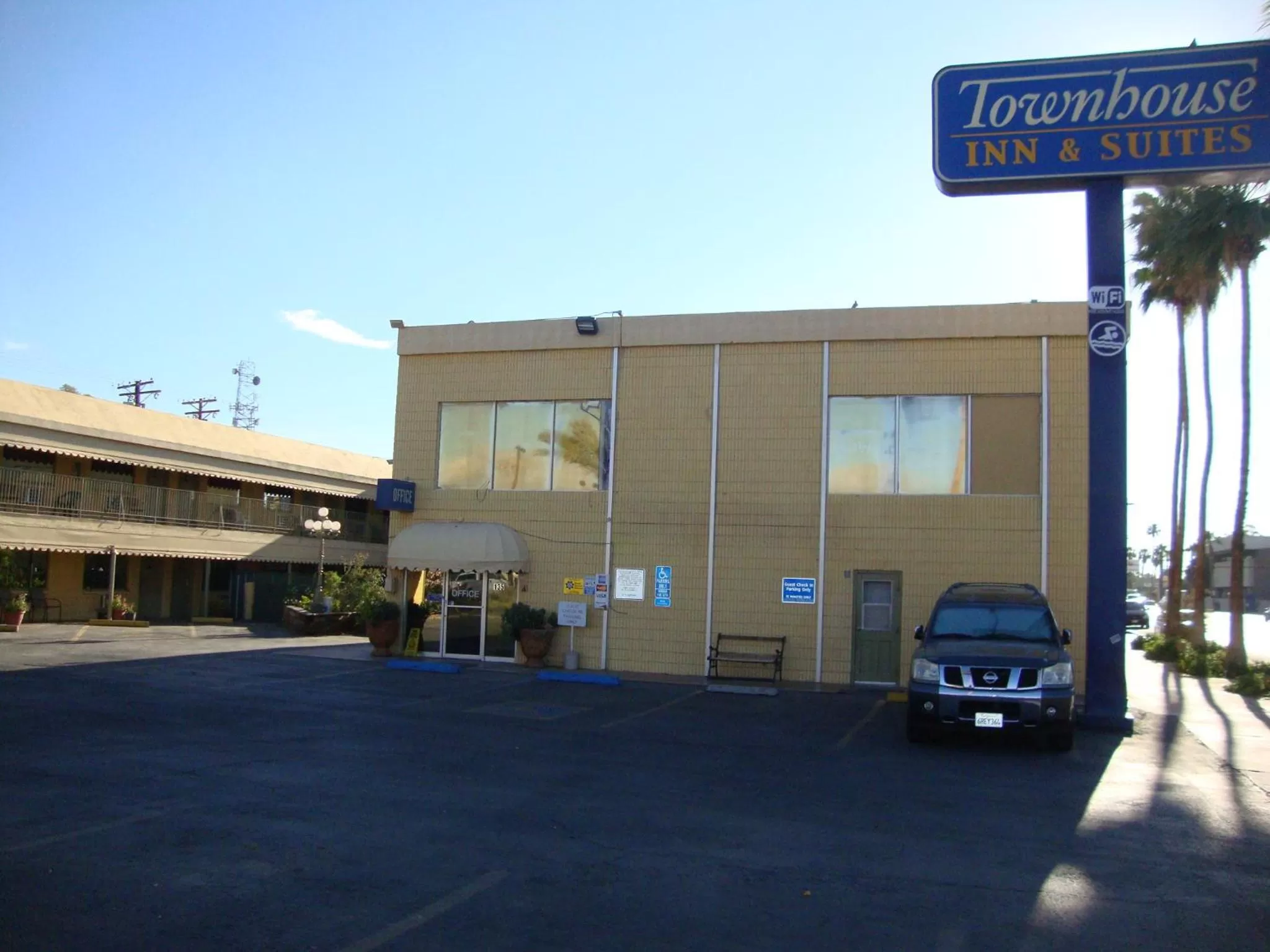 Bird's eye view in Townhouse Inn and Suites