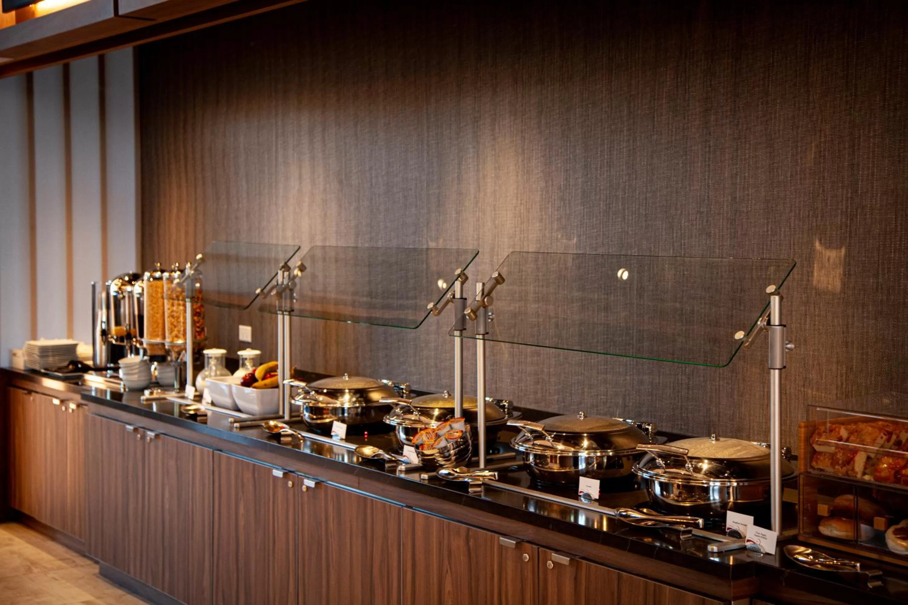 Breakfast in The Landing Hotel at Rivers Casino Pittsburgh