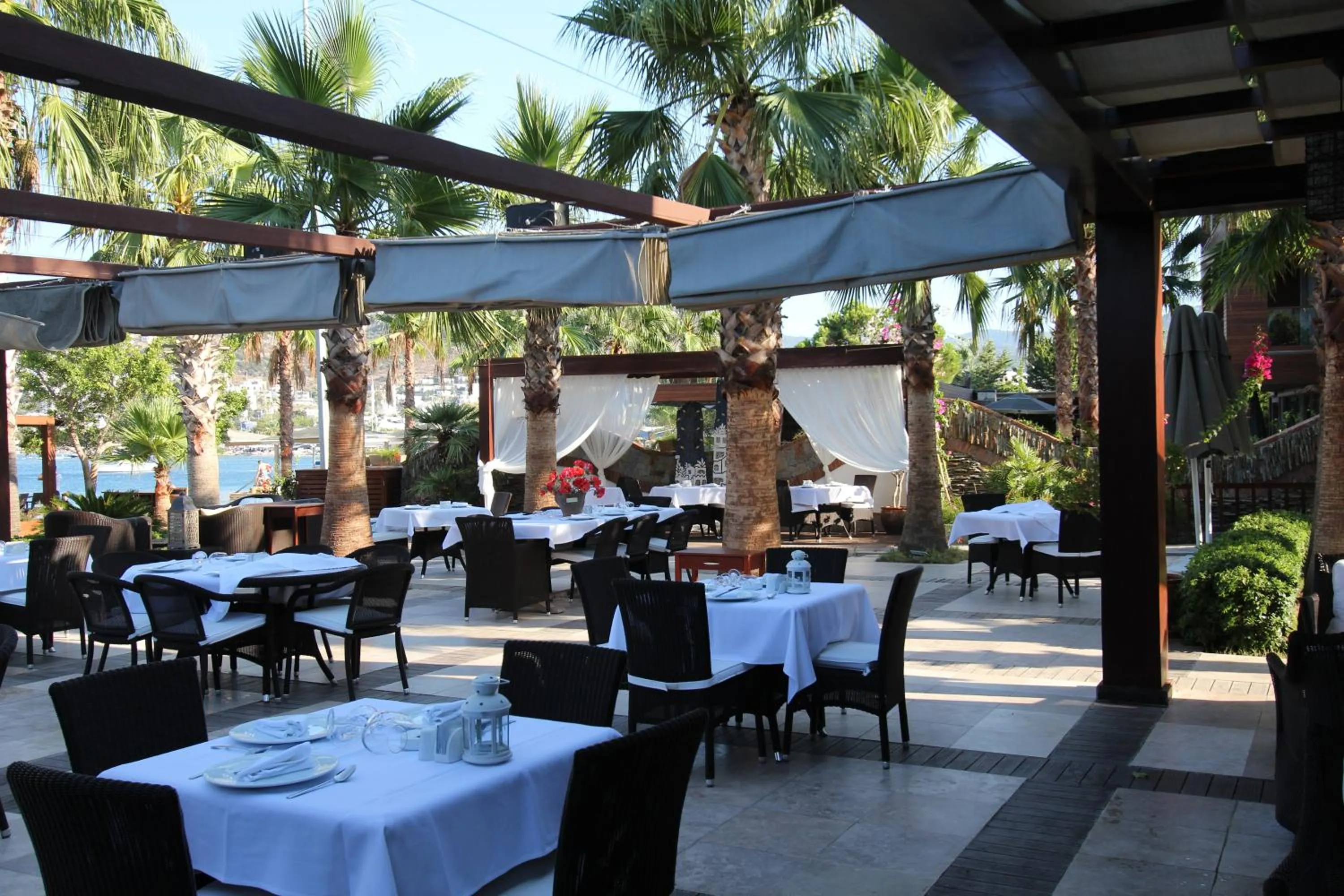 Garden in Olira Boutique Hotel&SPA