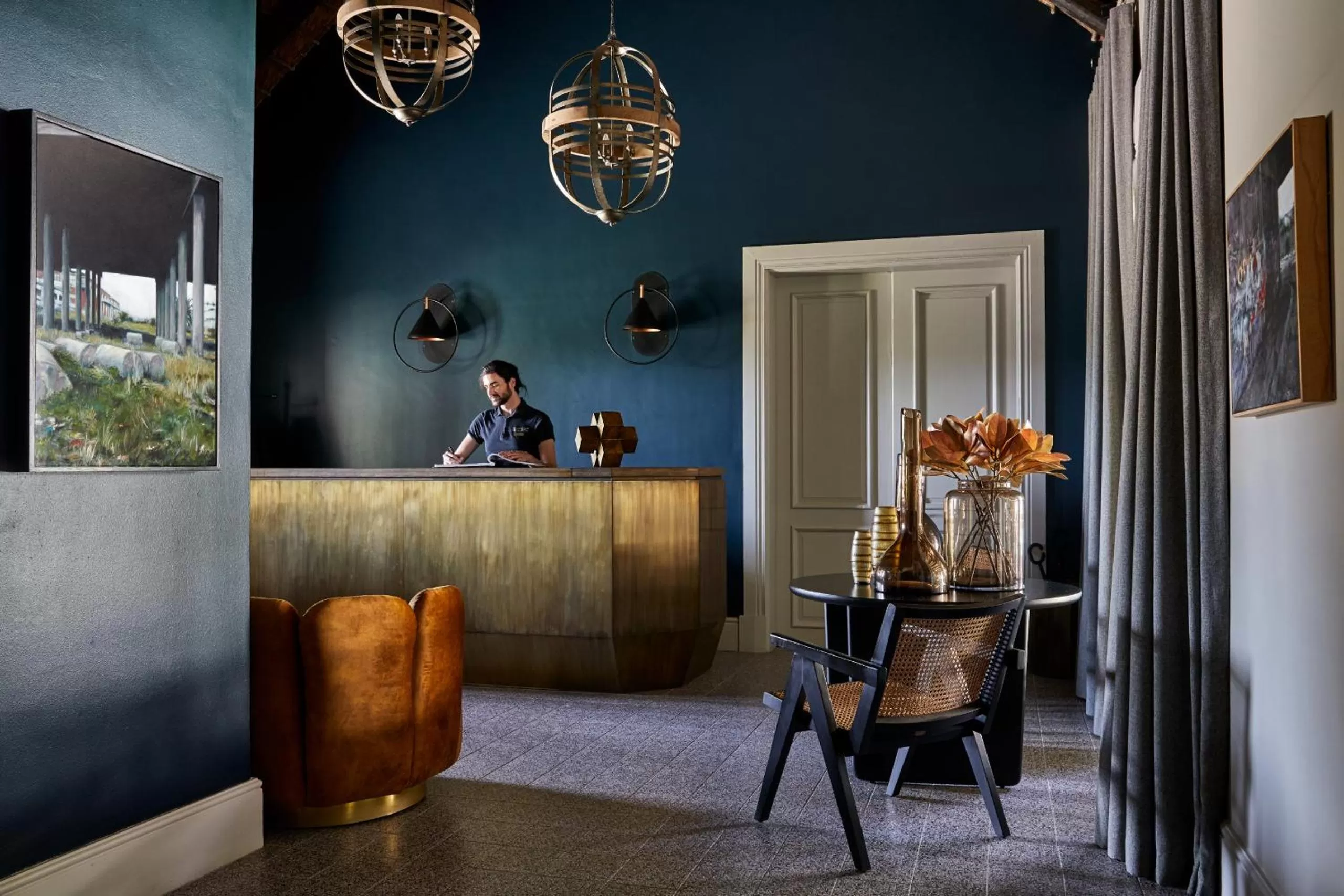 Facade/entrance in The Thatch House Boutique Hotel, Hermanus