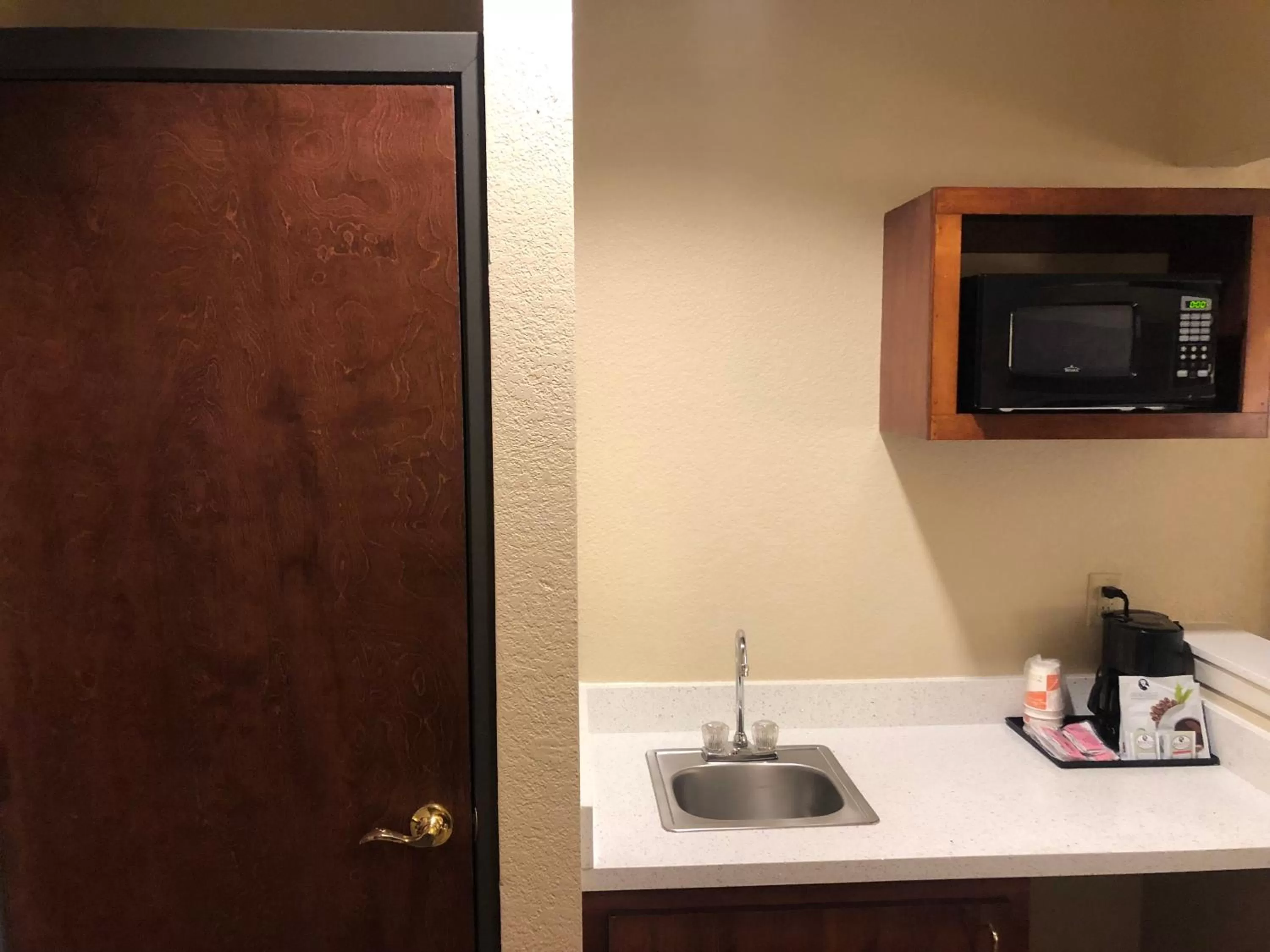 Coffee/tea facilities in Comfort Inn Early Brownwood