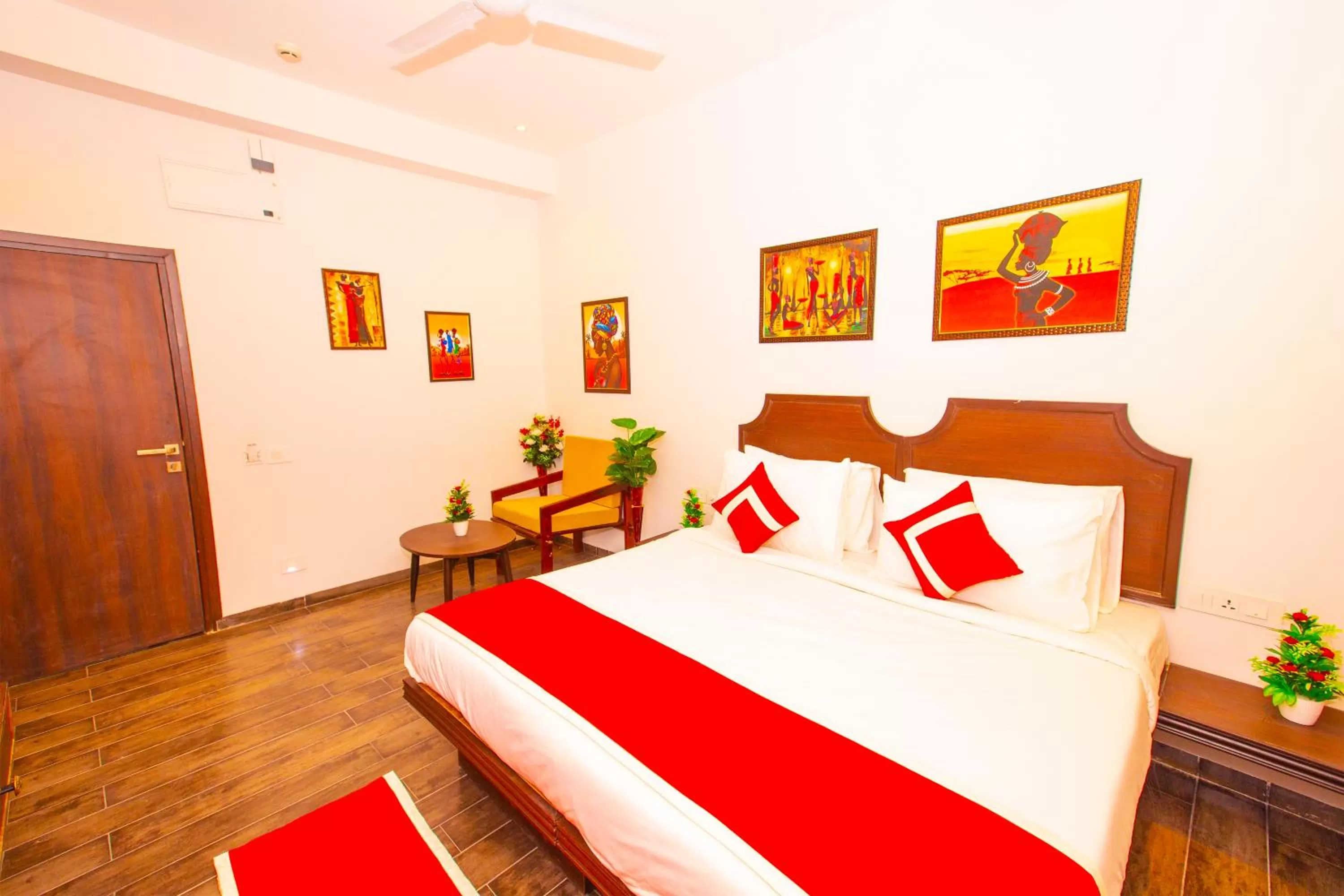 Photo of the whole room, Bed in Octave Parkland Suites