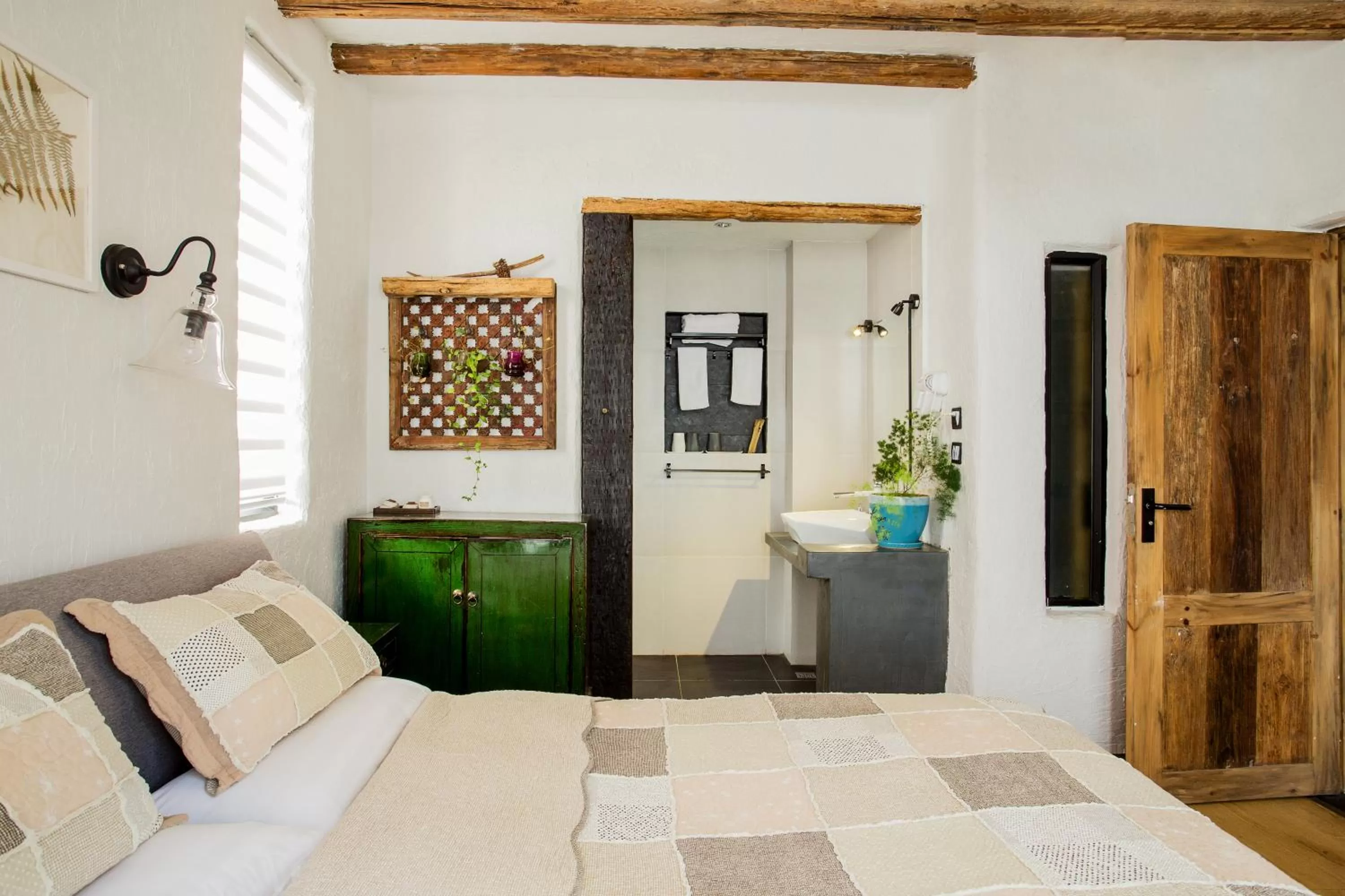 Bedroom, Bed in Hidden Hotel