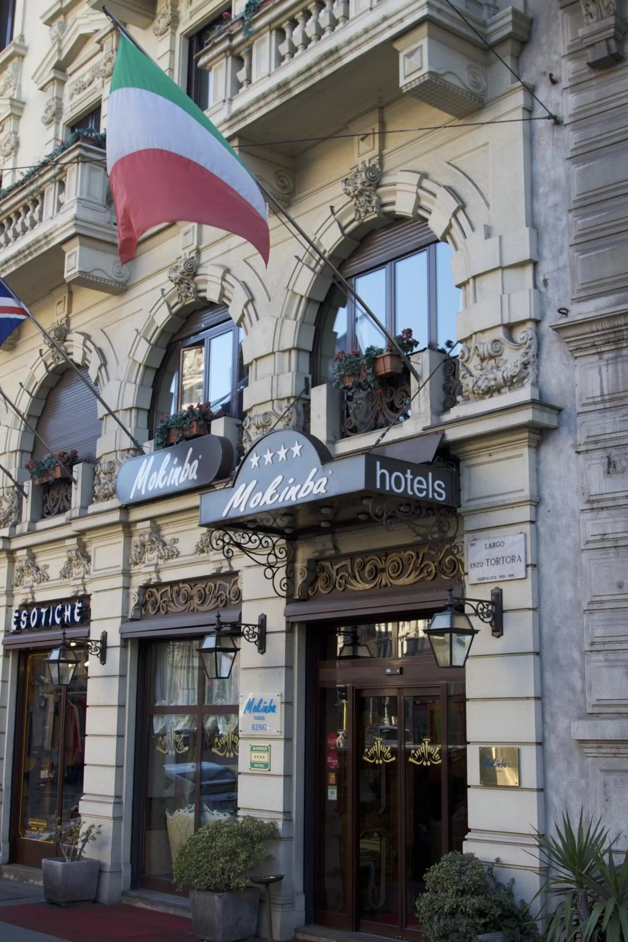 Facade/entrance in Mokinba Hotels King