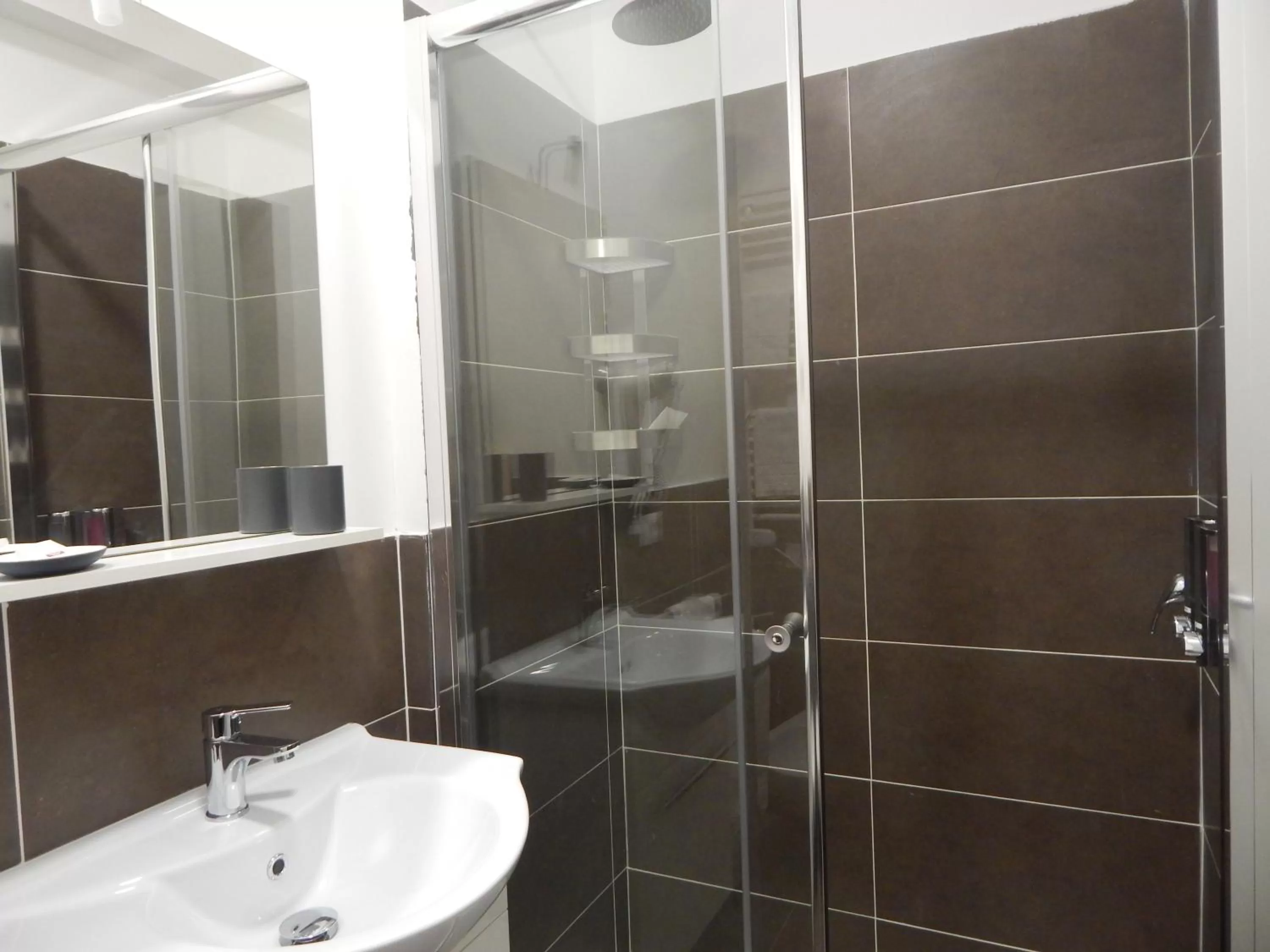 Bathroom in Roma Resort Colosseum