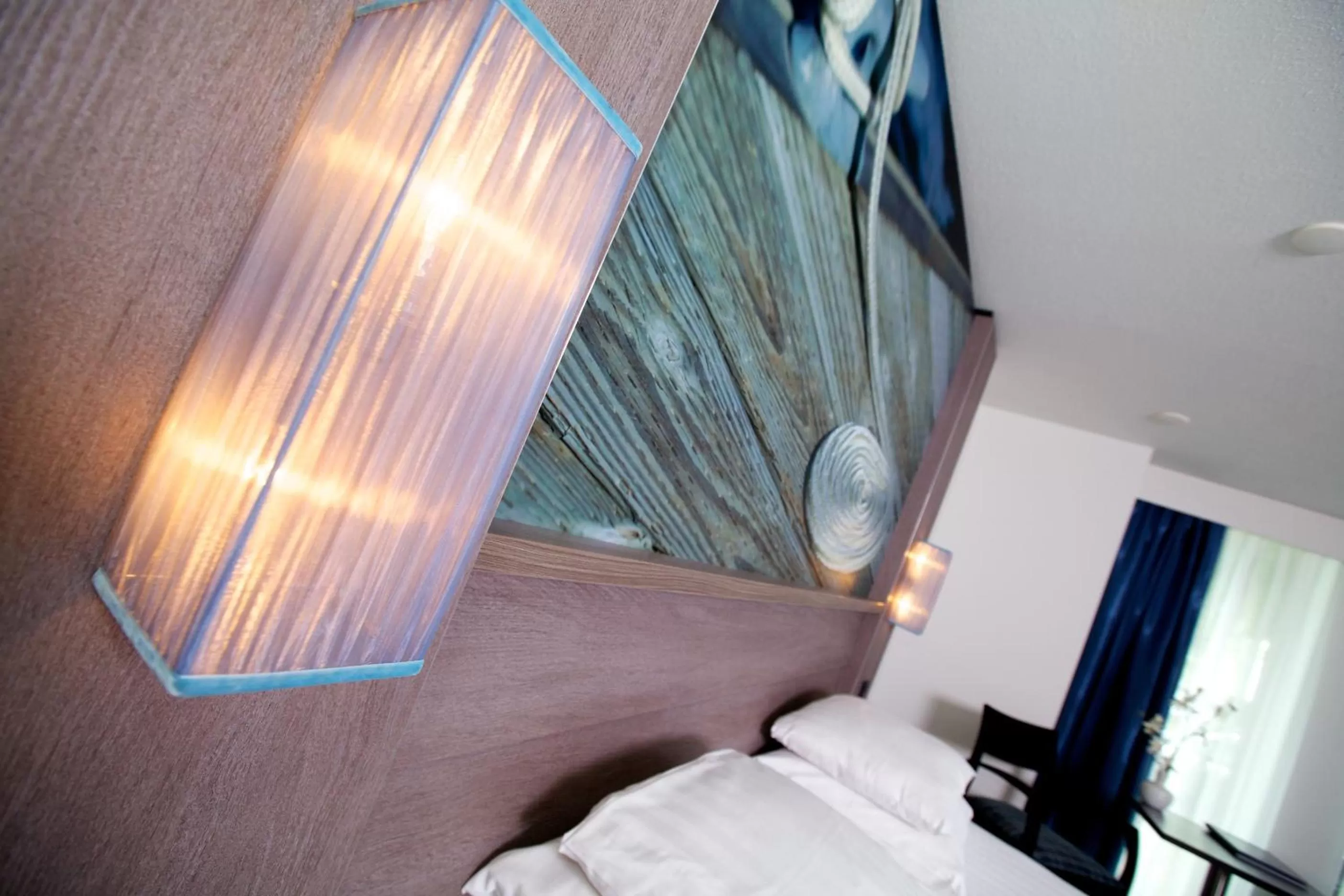 Decorative detail, Bed in Hotel Medemblik