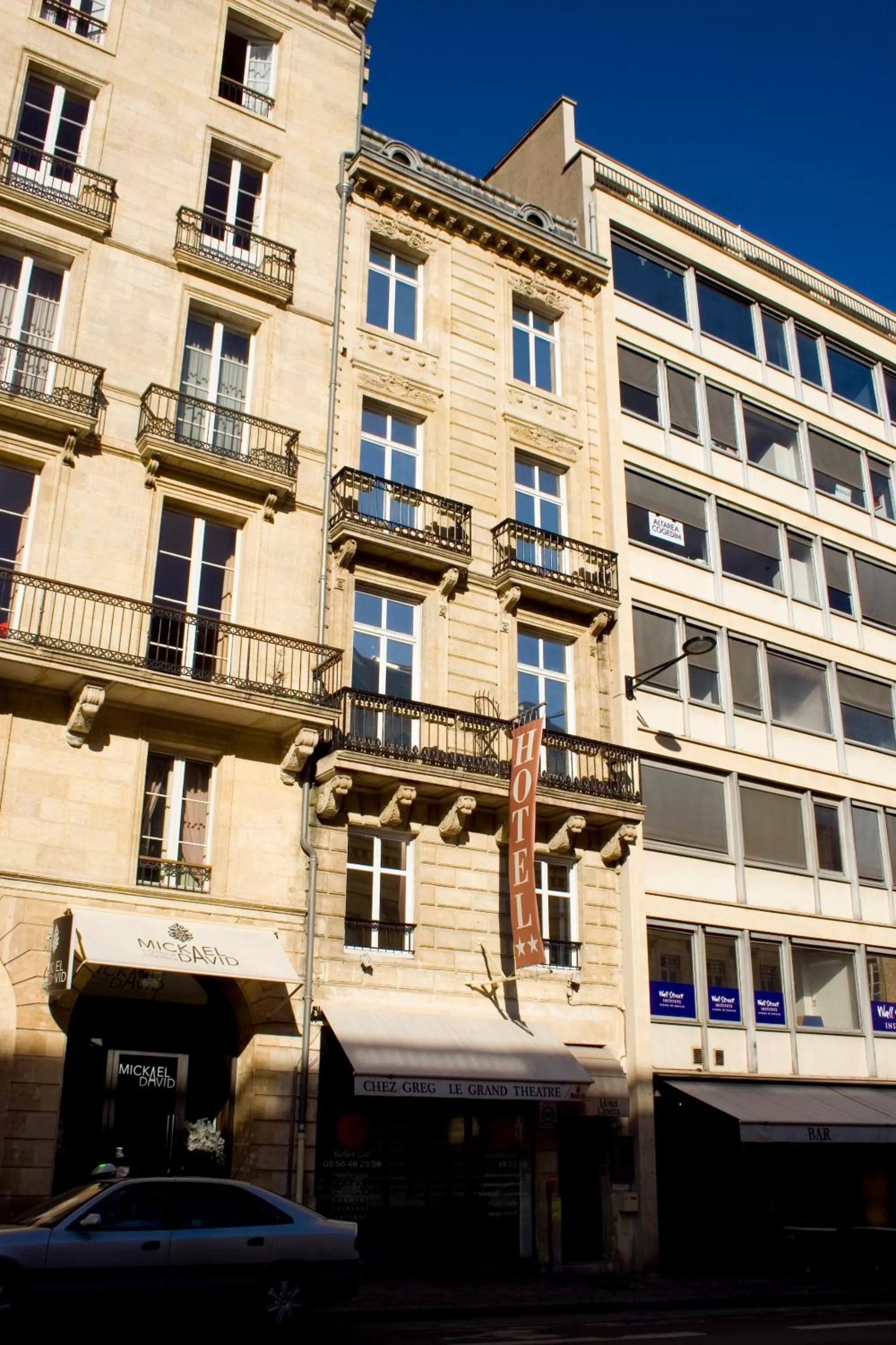 Facade/entrance in Hotel de L'Opéra