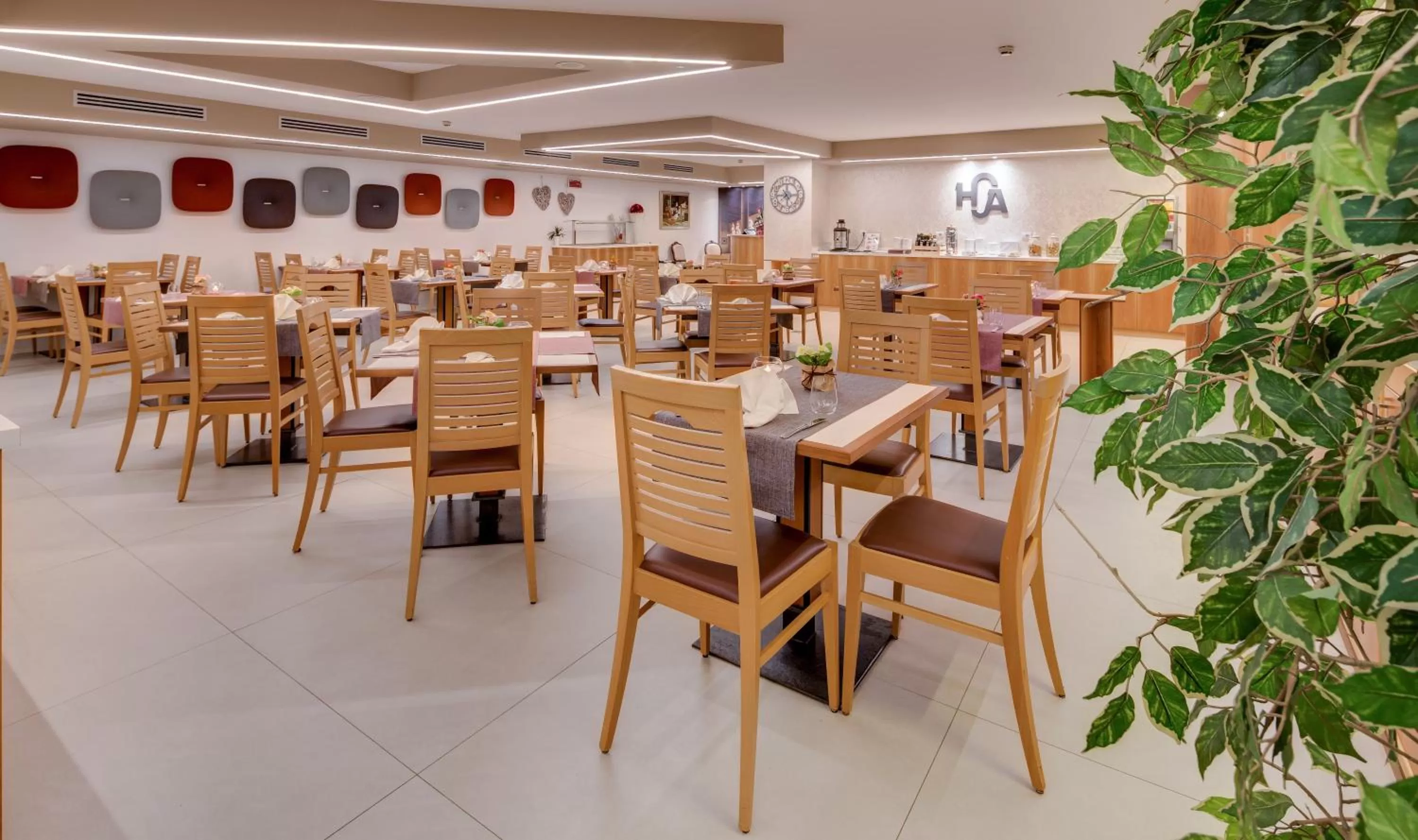 Restaurant/places to eat in Best Western Hotel Adige