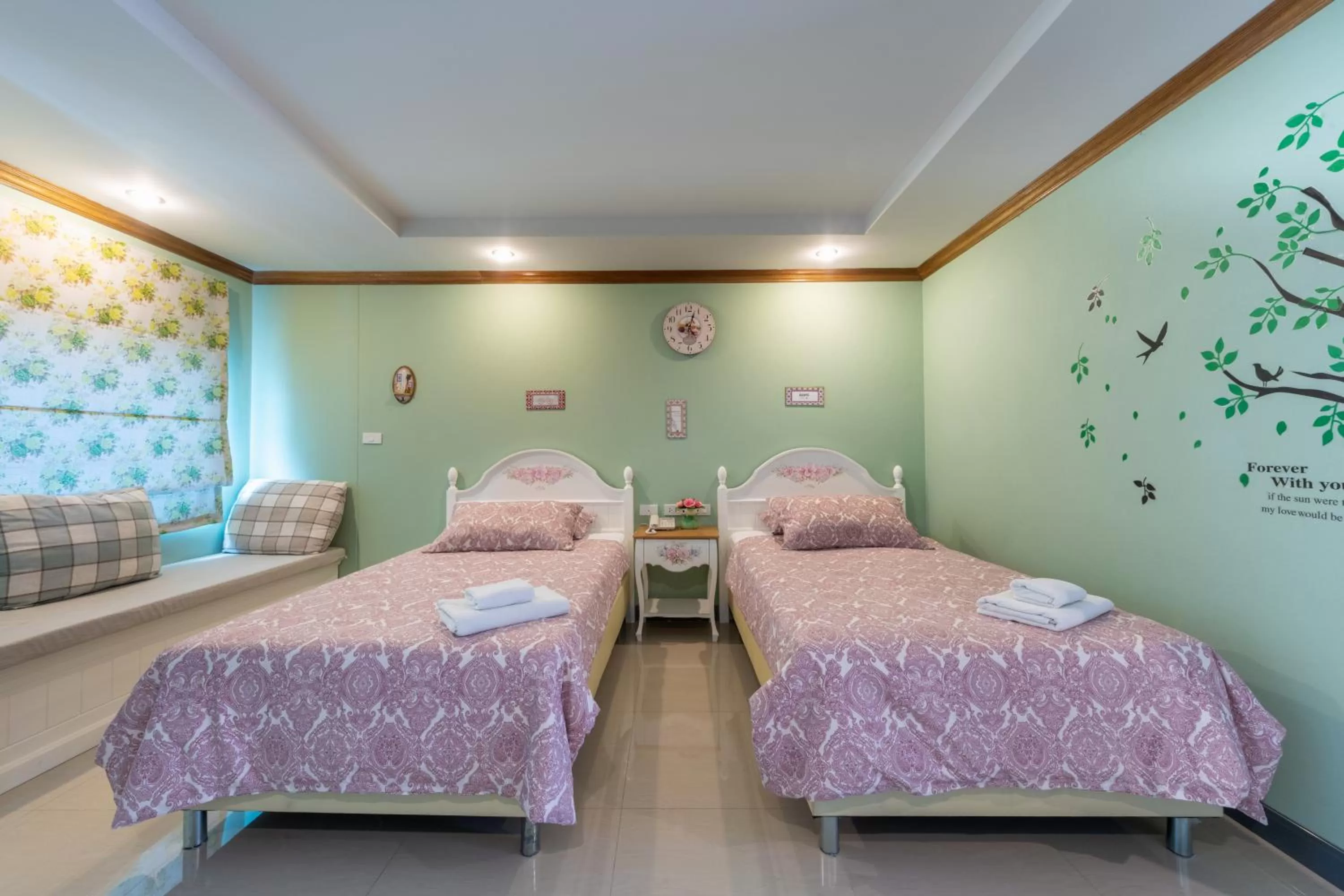 Bedroom, Bed in The Lilly Hotel