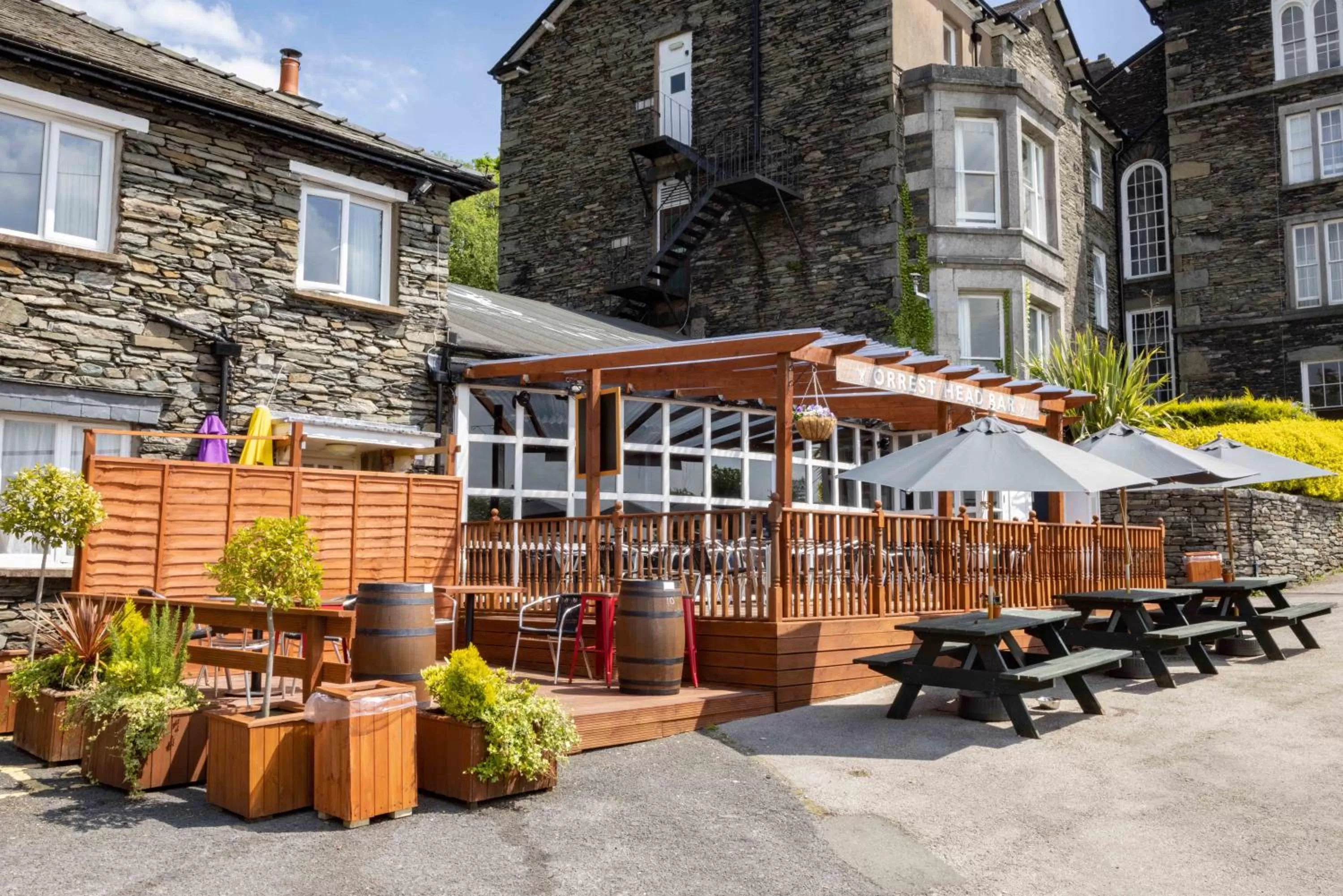 Patio in Windermere Hotel