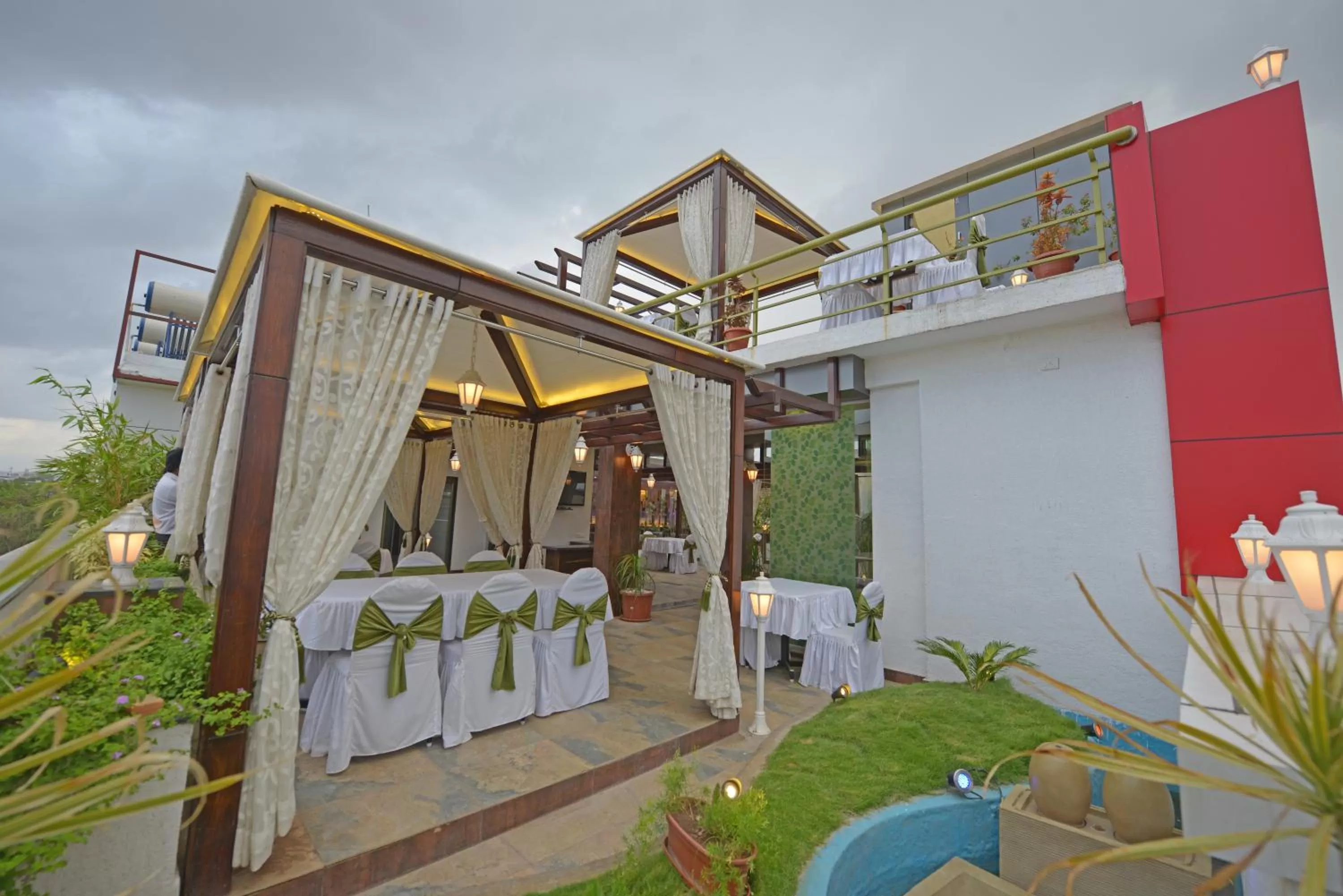 Banquet/Function facilities in Hotel JP International