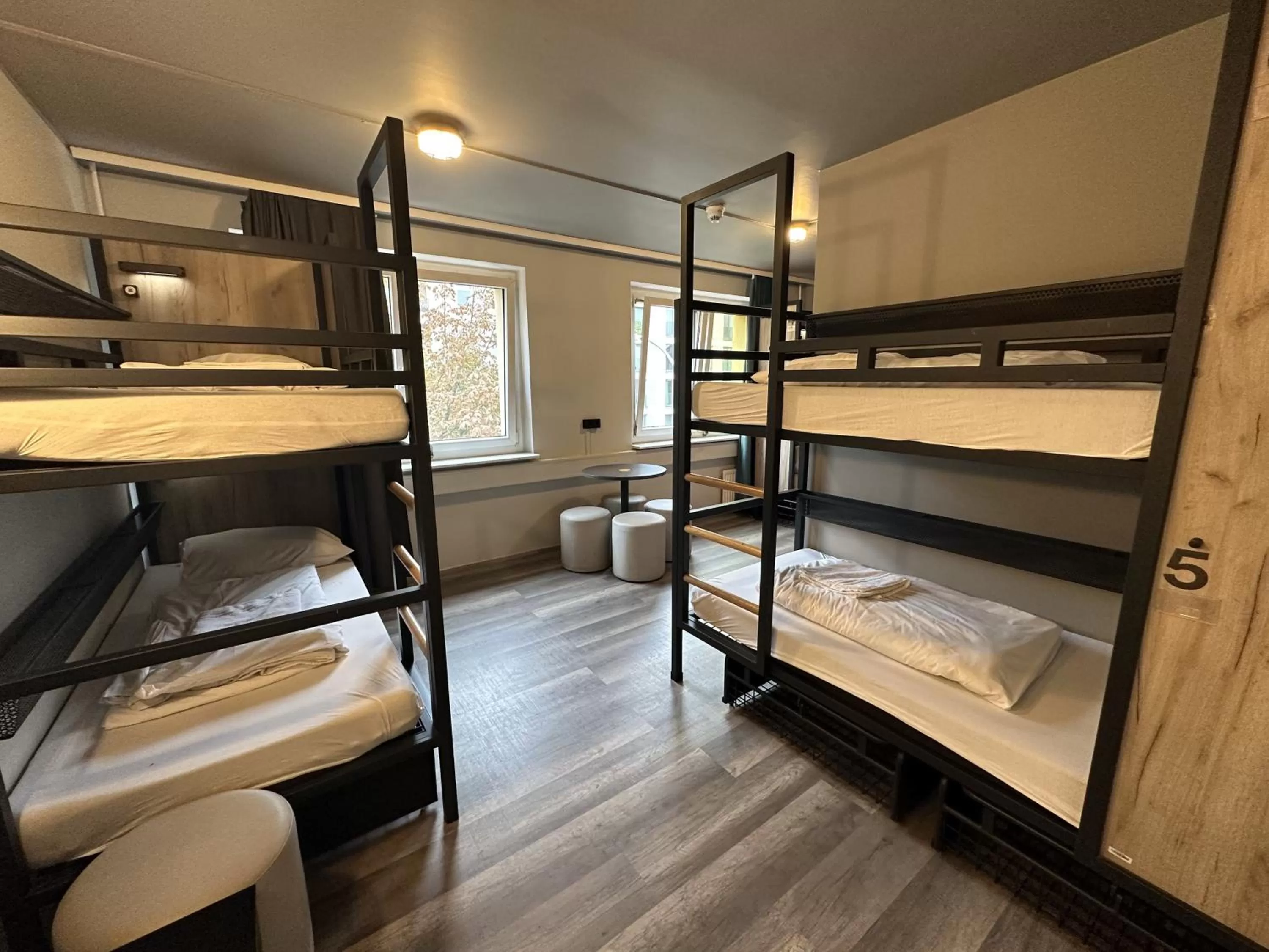 Bedroom, Bed in a&o Berlin Mitte