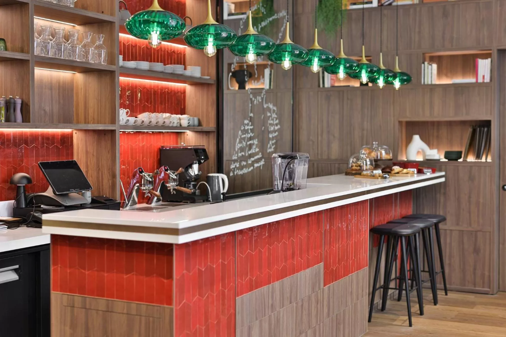 Restaurant/places to eat in Hotel Indigo Paris - Opera by IHG