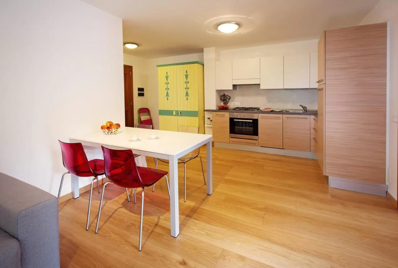 Dining area, Kitchen/Kitchenette in Albergo Diffuso Tolmezzo