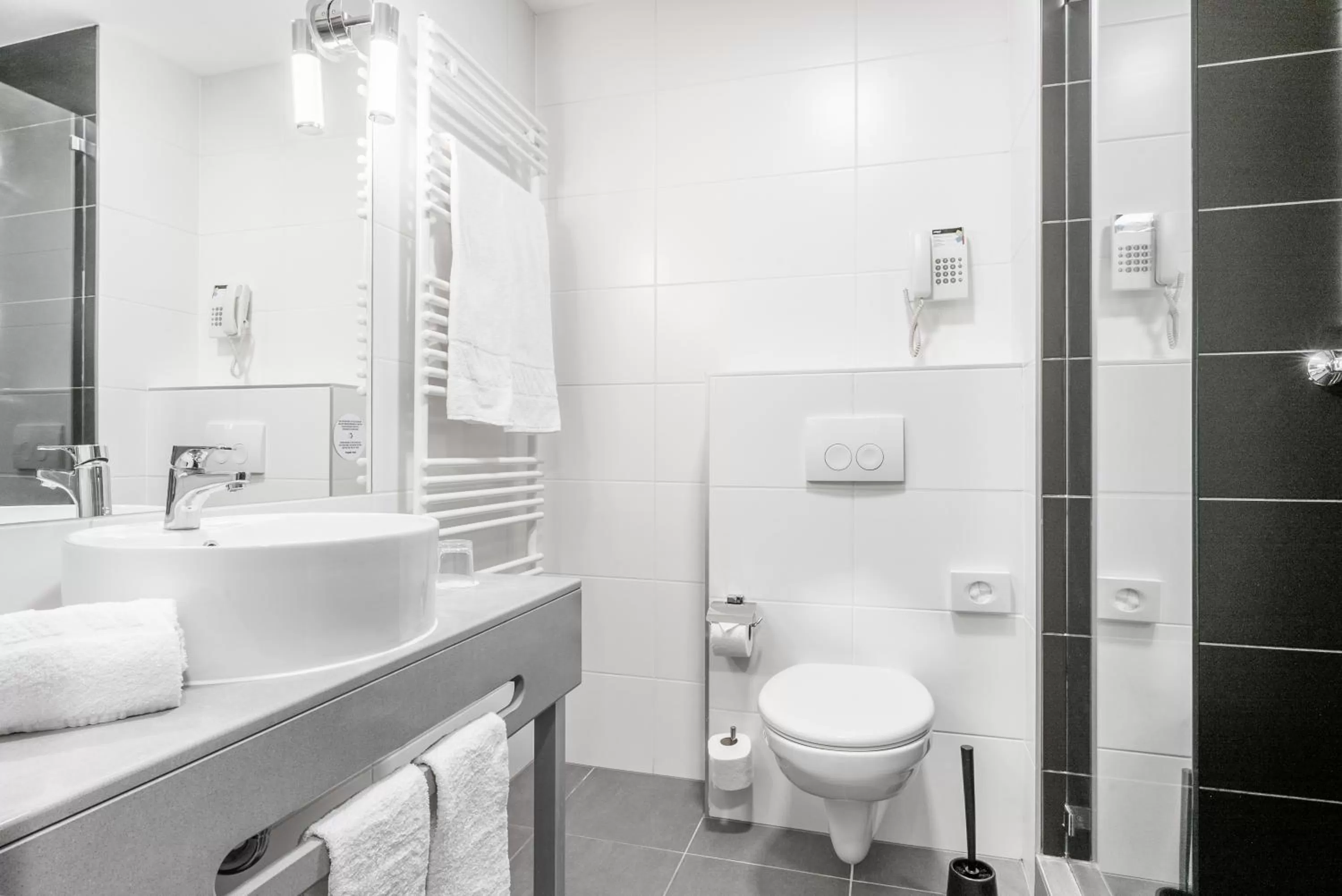 Bathroom in Akeah Verdi Budapest