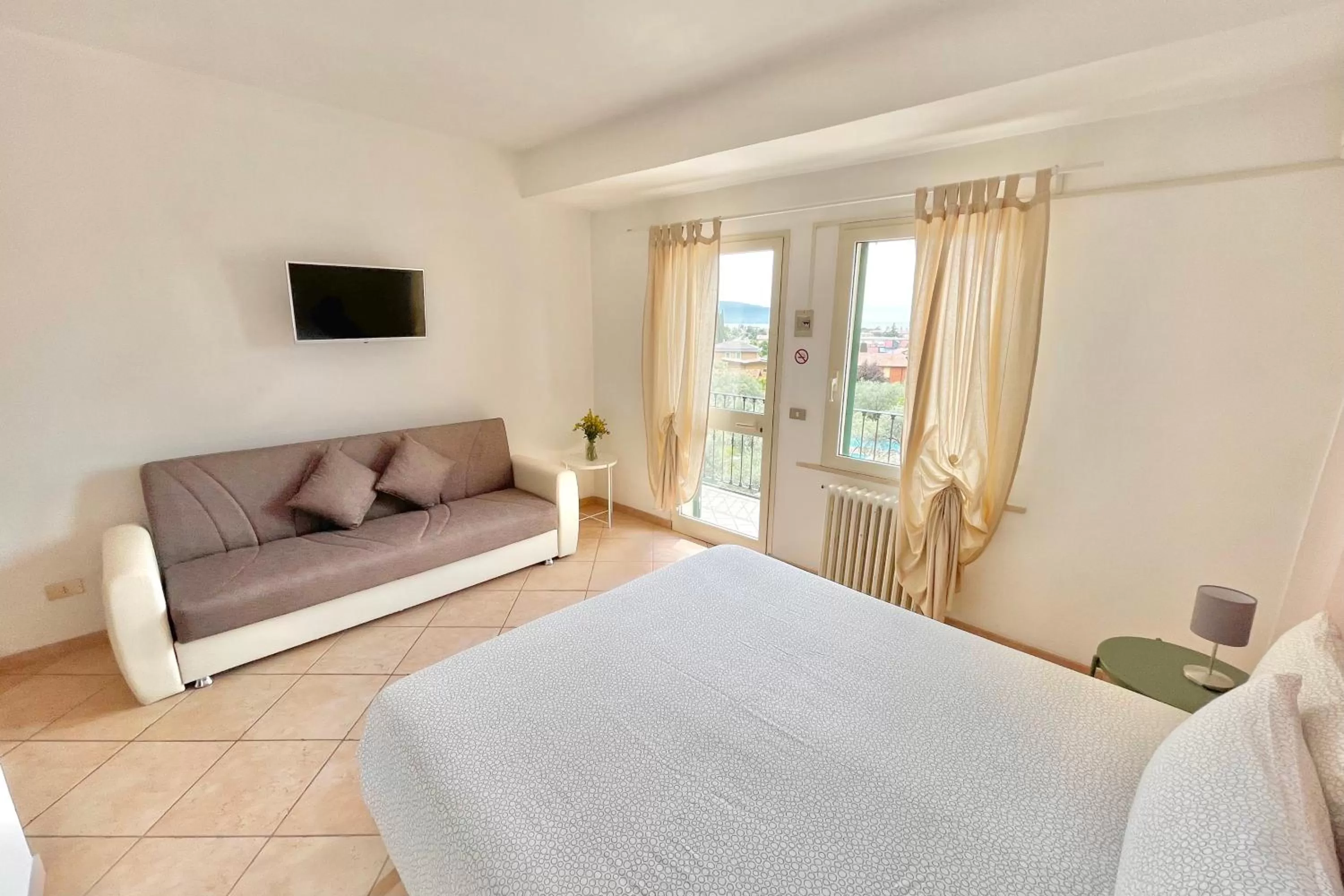 Photo of the whole room, Bed in Albergo Vittoria