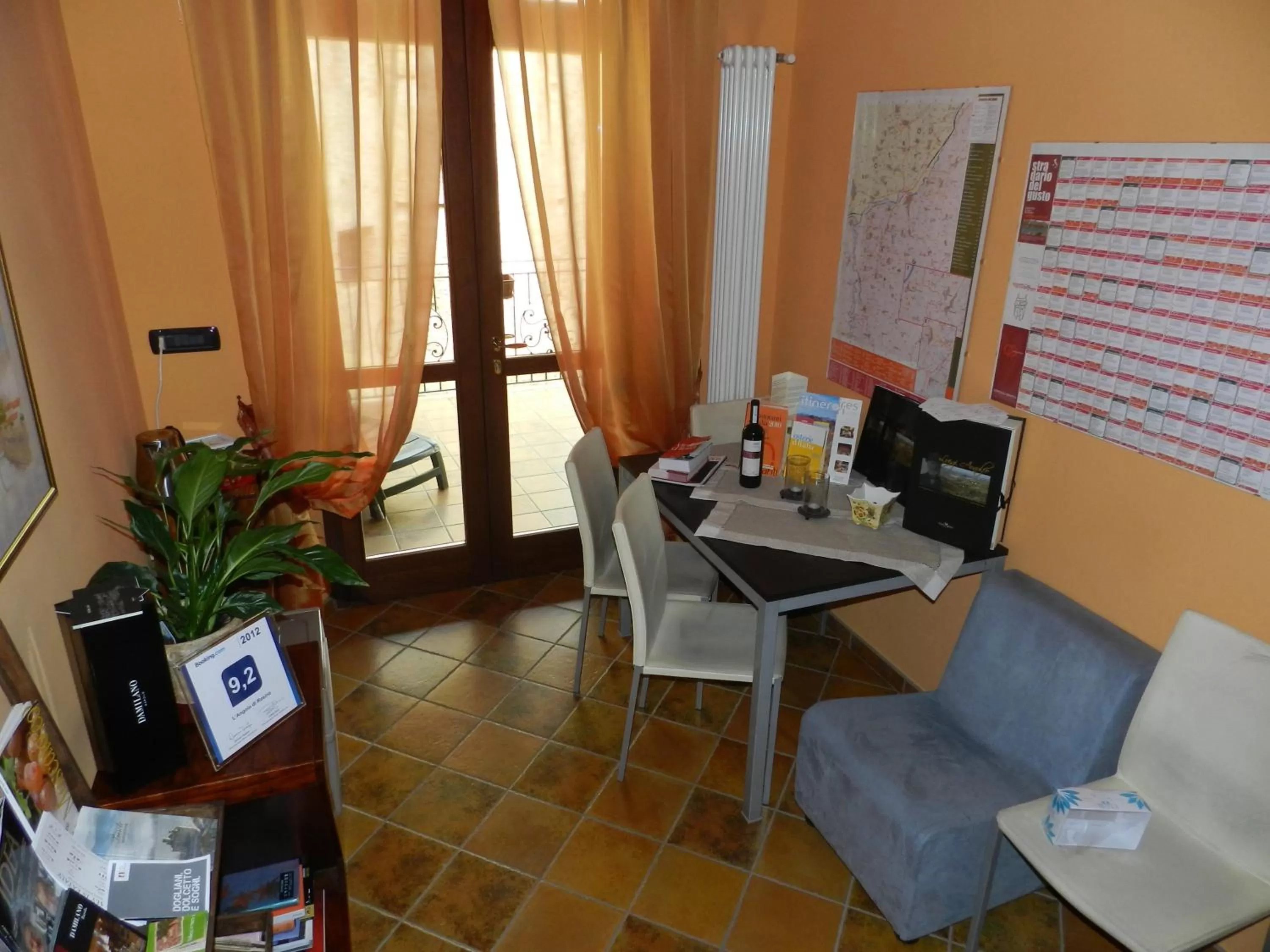 Lobby or reception in B&B l'Angolo di Rosina con ristorante