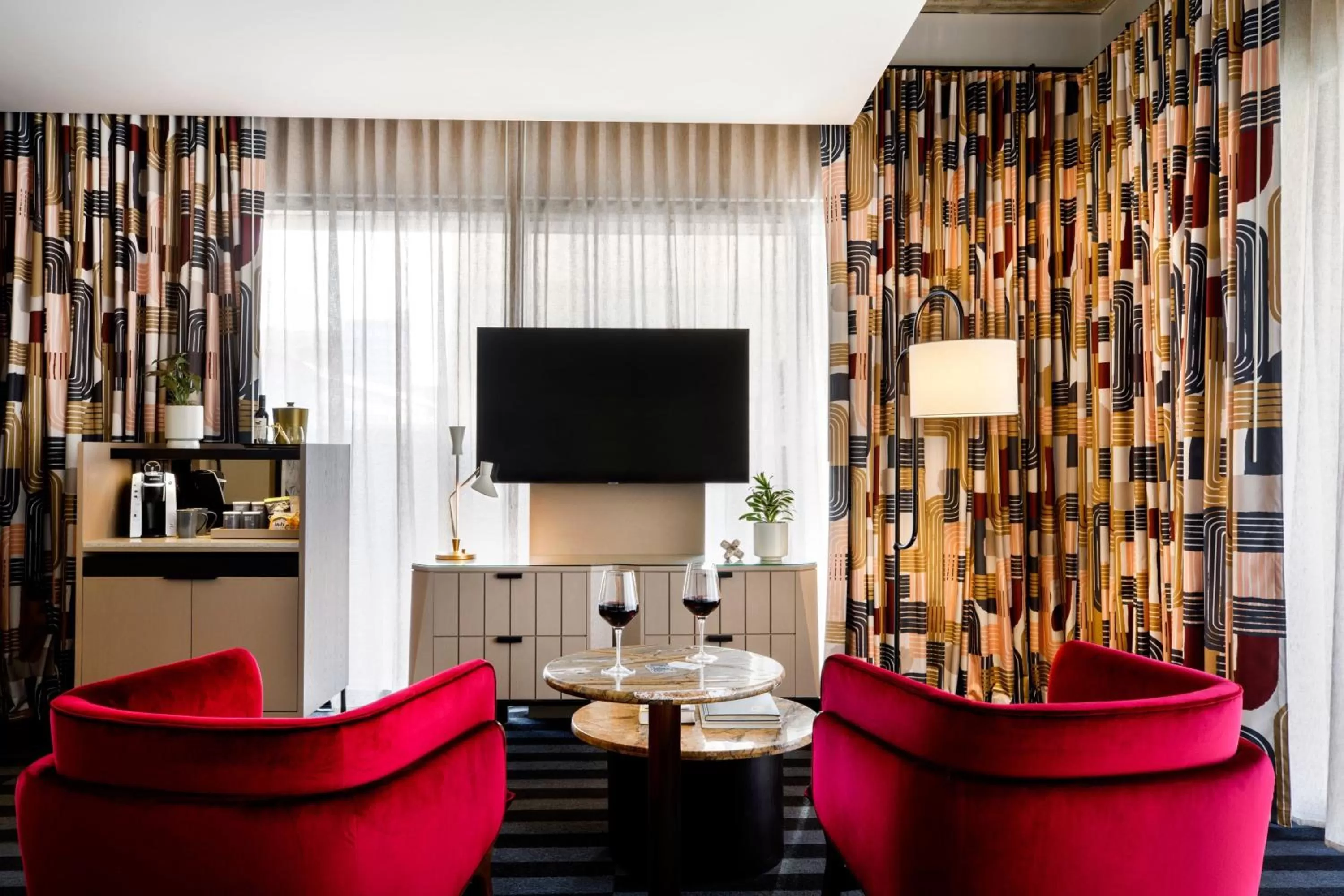 Photo of the whole room in Hotel Indy, Indianapolis, a Tribute Portfolio Hotel