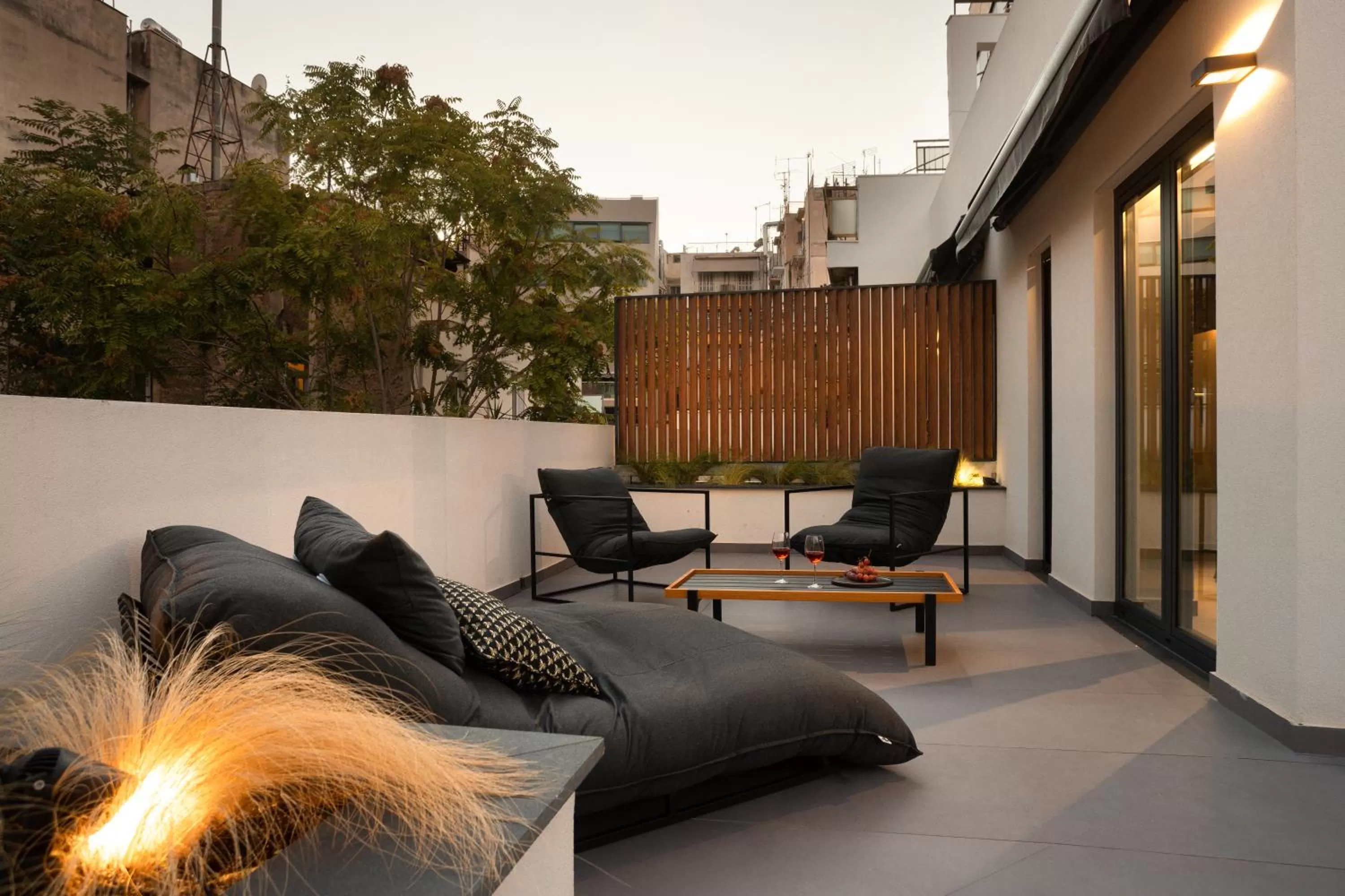 Night in 11 Enteka Acropolis Suites