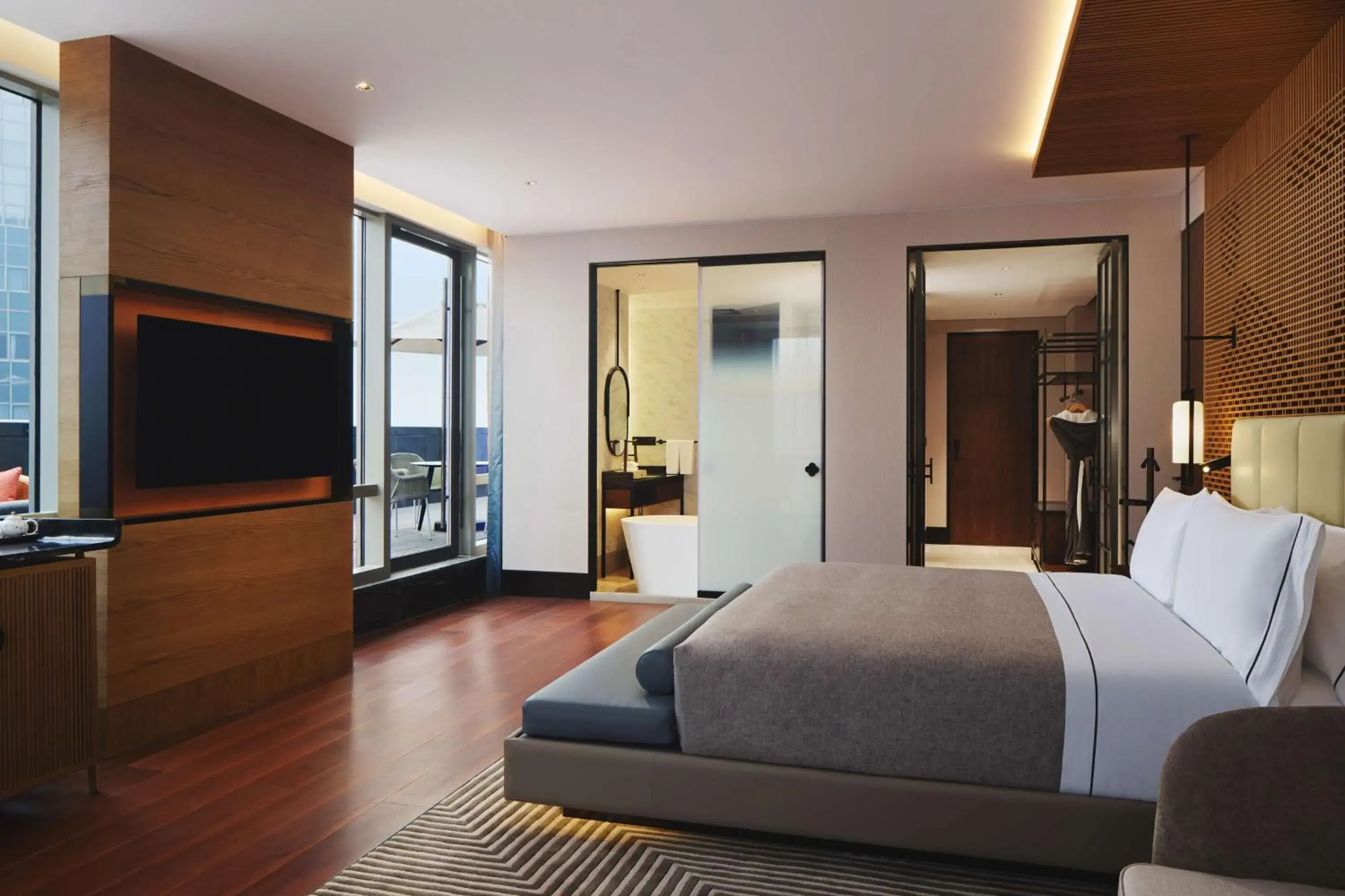 Deluxe King Room with Terrace in Canopy By Hilton Hangzhou Jinsha Lake Deluxe King Room with Terrace in Canopy By Hilton Hangzhou Jinsha Lake