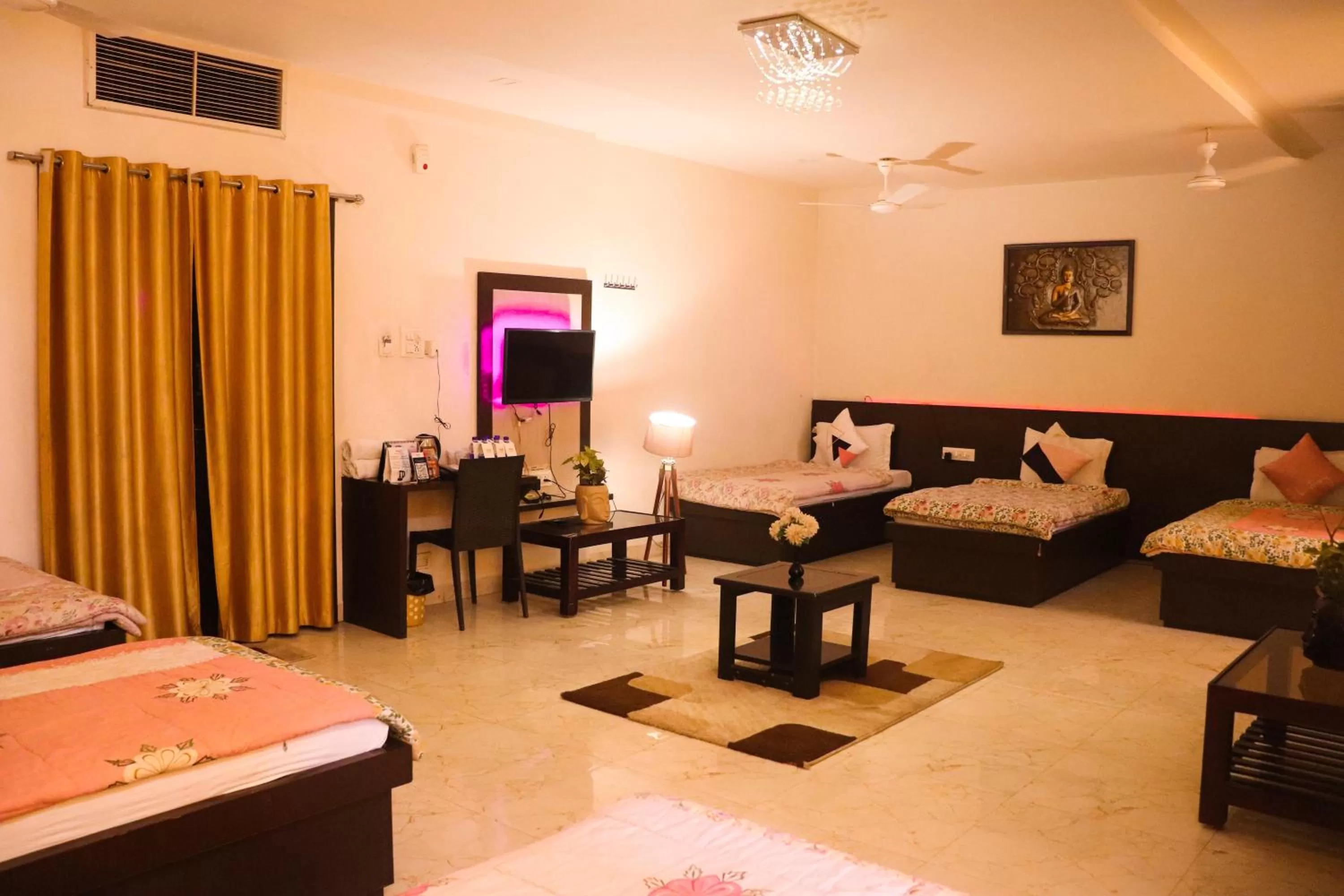 Family Suite in The कस्तूरी