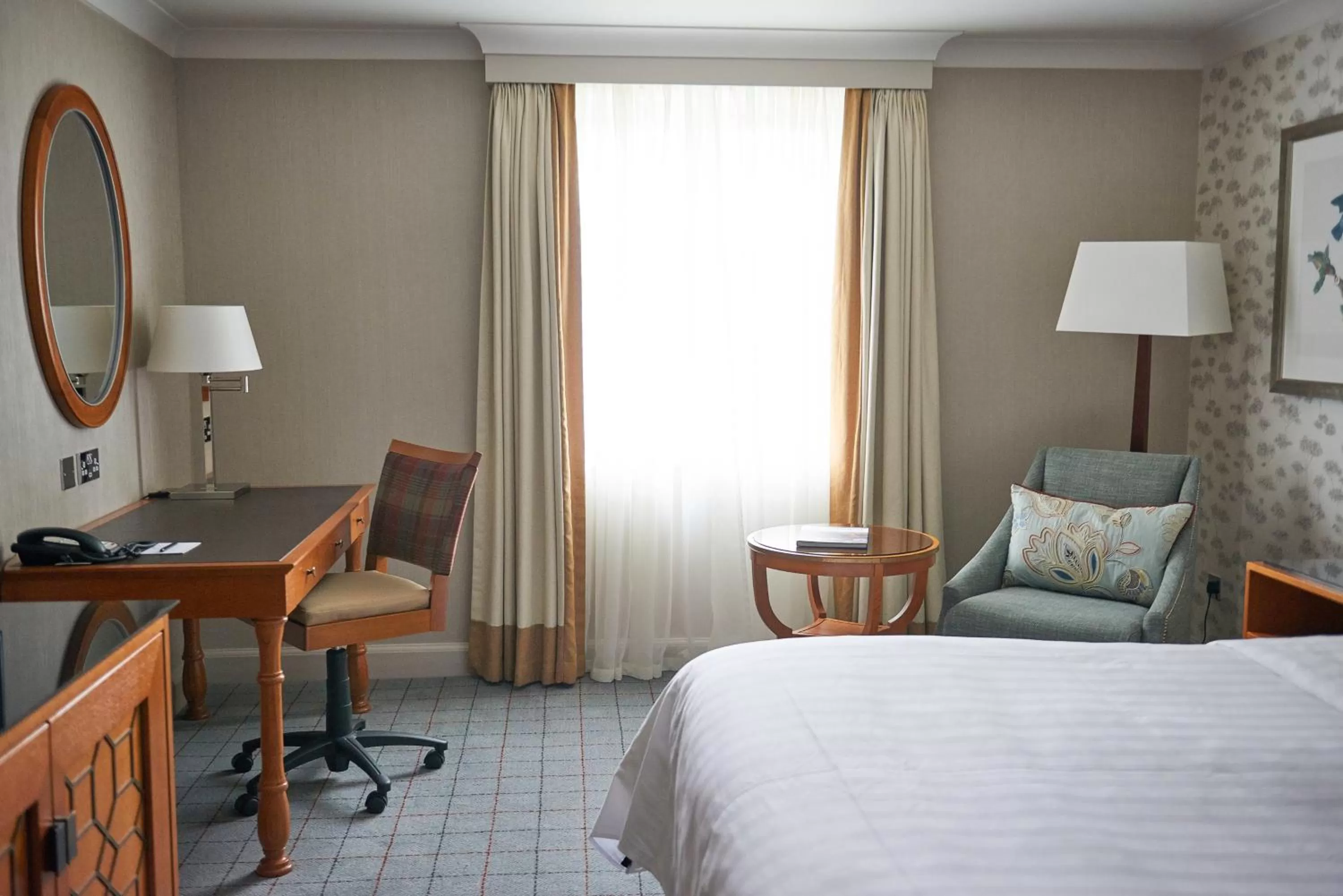 Photo of the whole room, Bed in Dalmahoy Hotel & Country Club