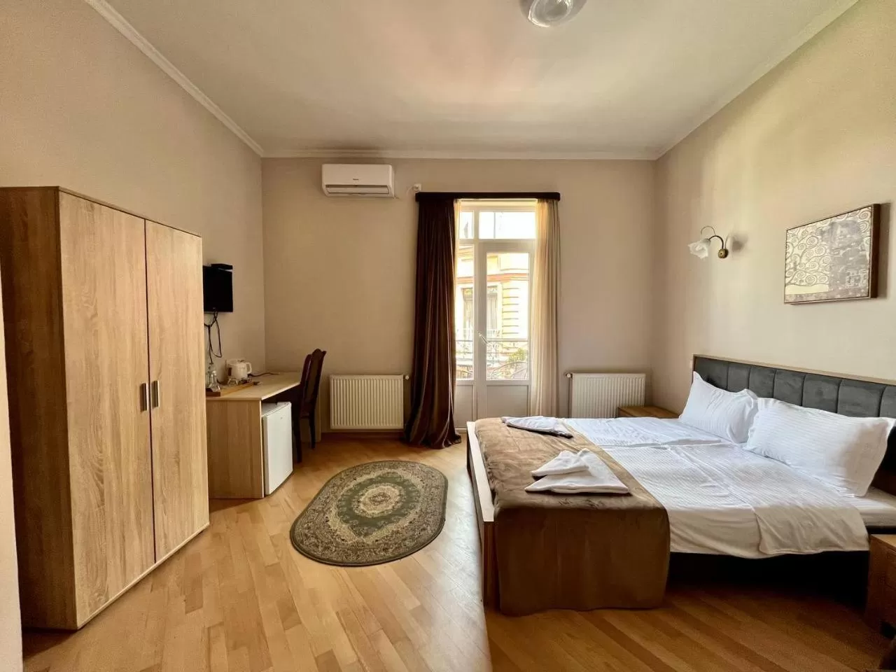 Bed in Tamarisi Old Tbilisi