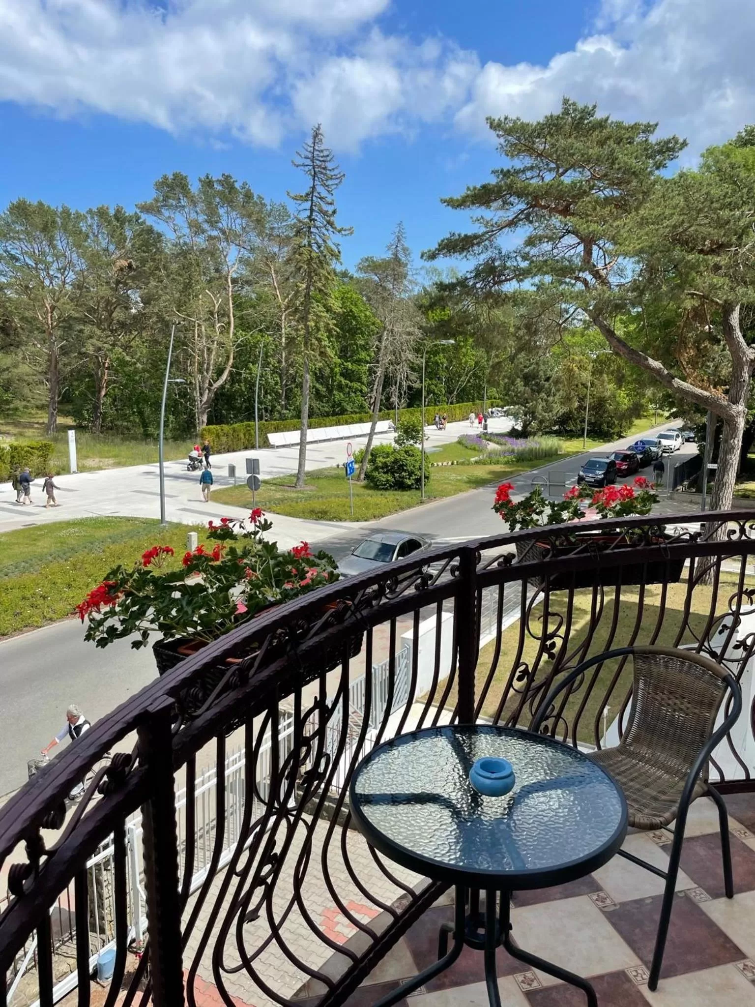 Willa 4 Pory Roku & Uznam