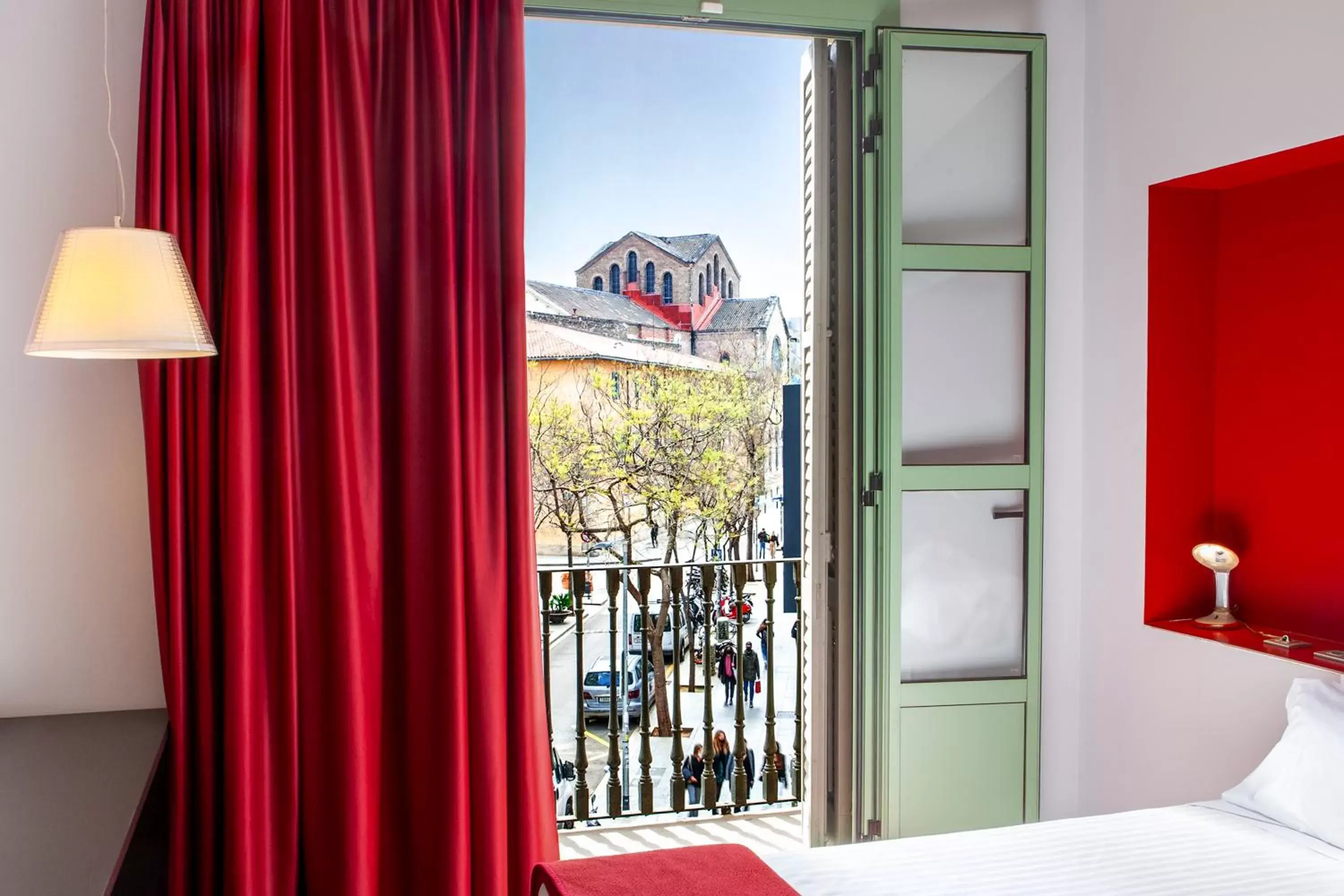 Twin Room with Balcony in Ciutat Vella Twin Room with Balcony in Ciutat Vella