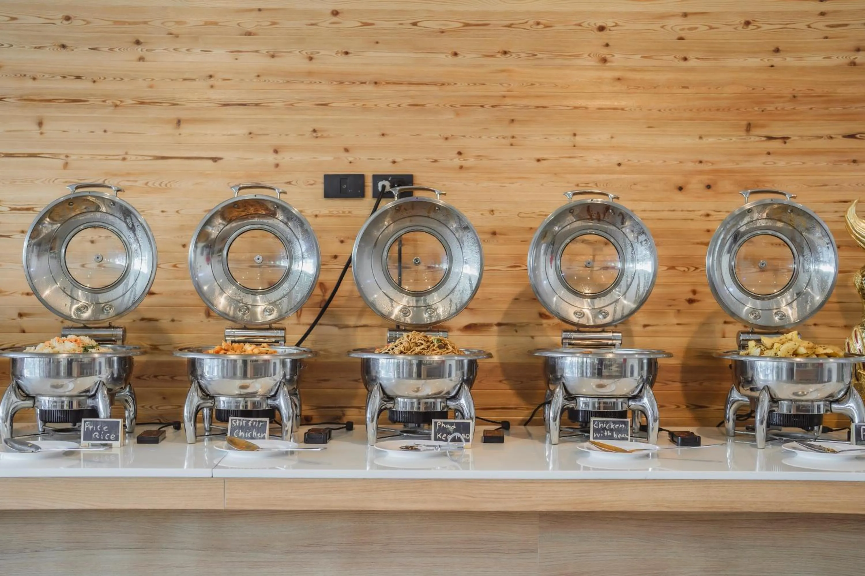 Breakfast in The Lunar Patong