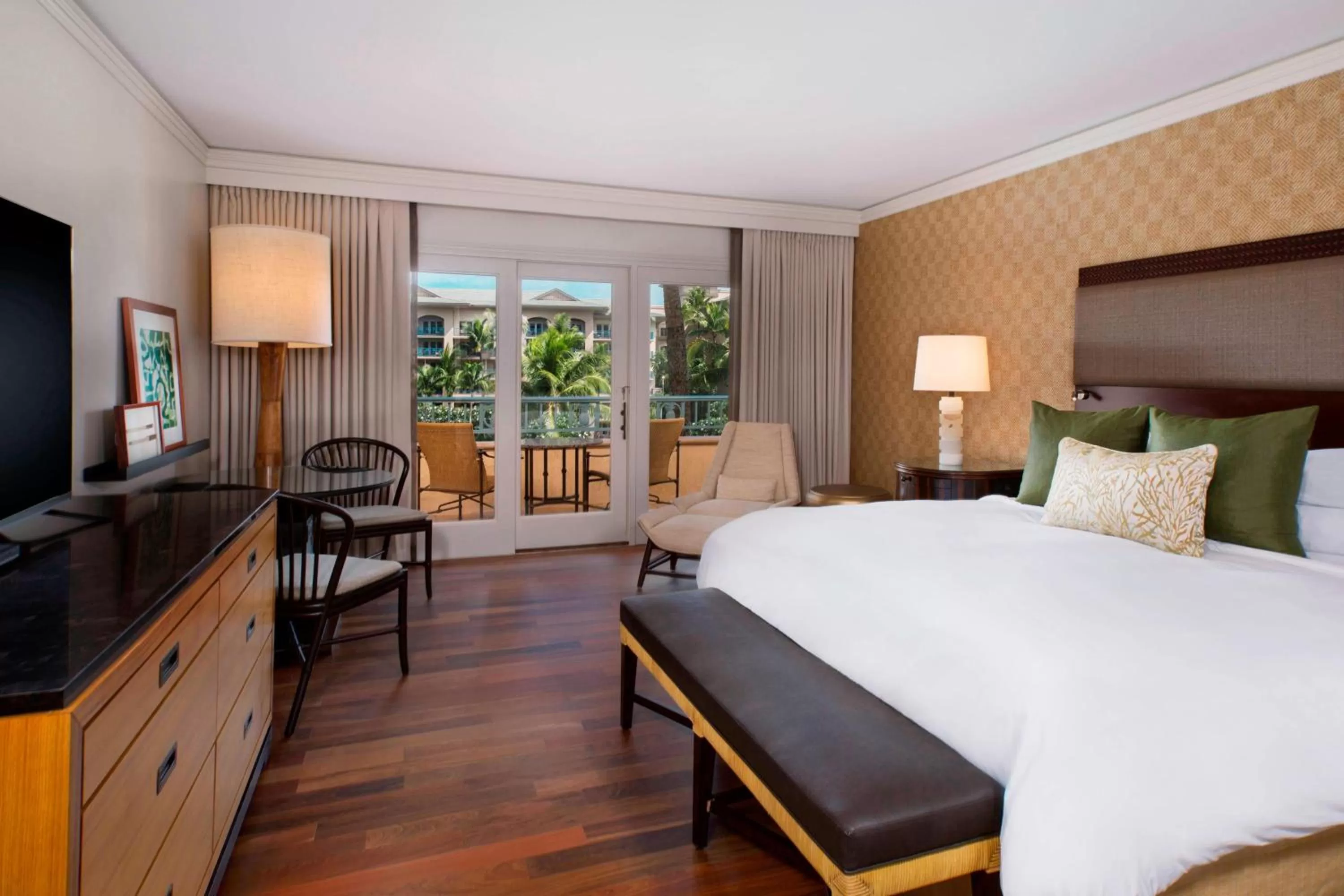 Photo of the whole room, Bed in The Ritz-Carlton Maui, Kapalua