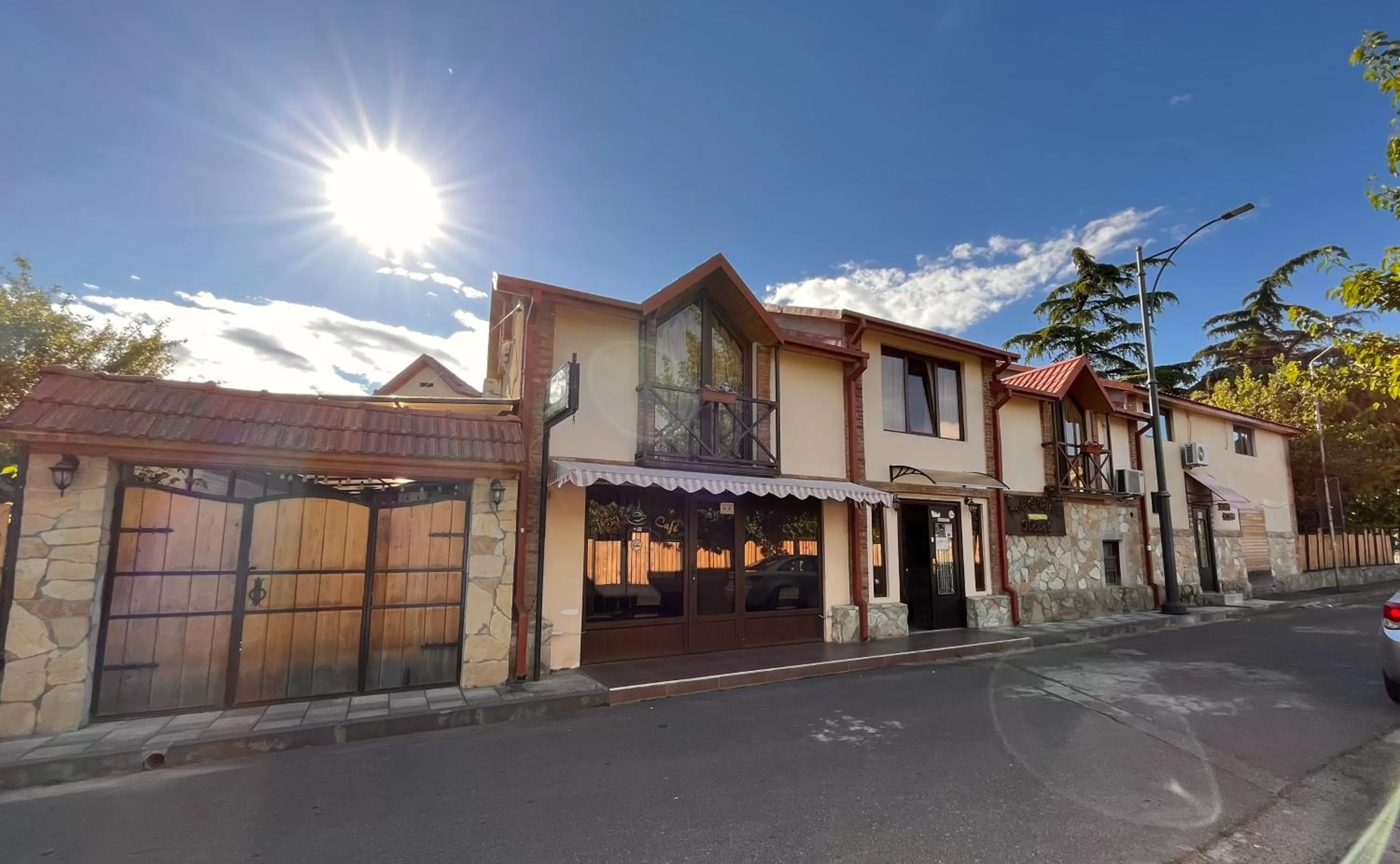 Property Building in Hotel Bagineti