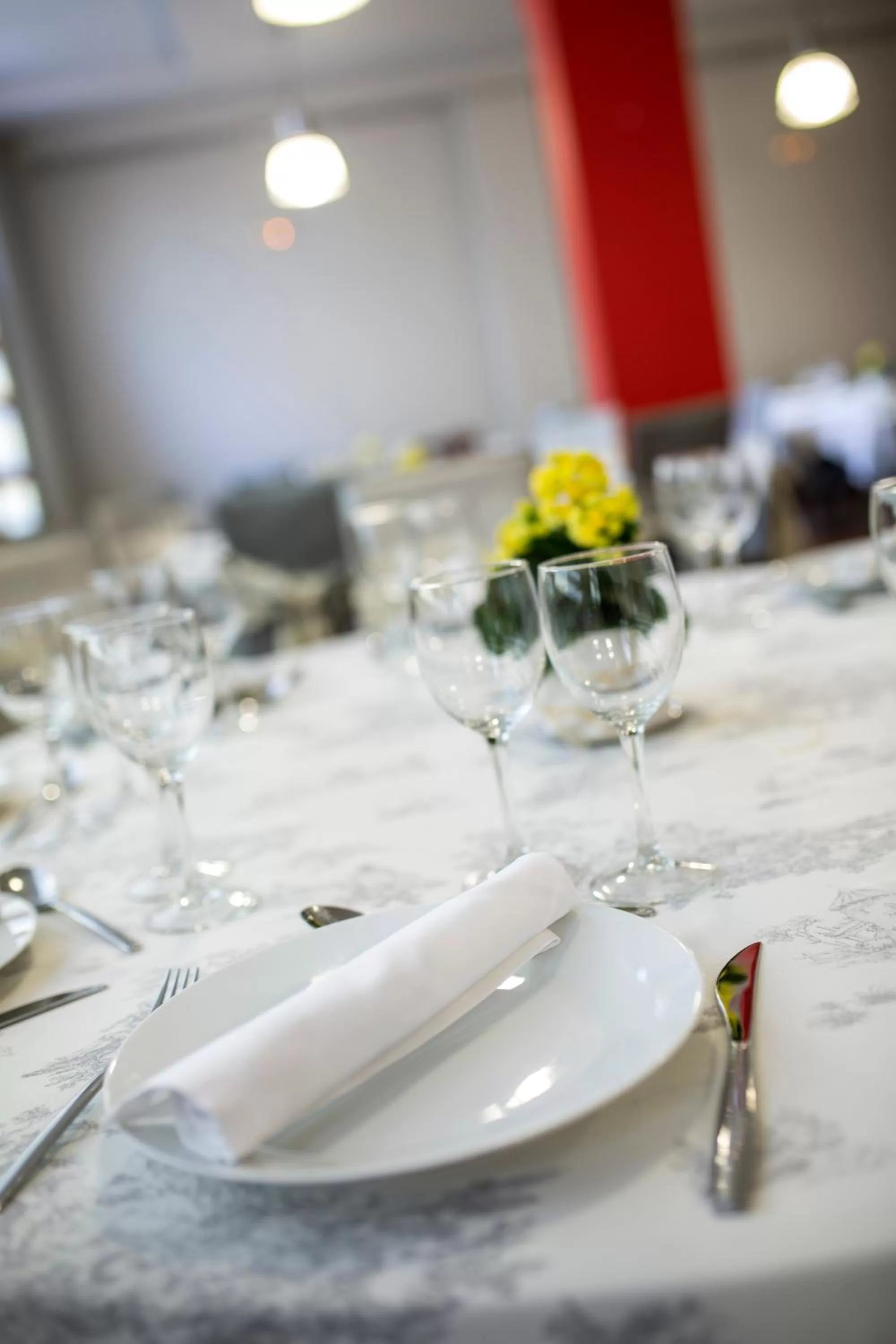 Restaurant/places to eat in Silken Axis Vigo