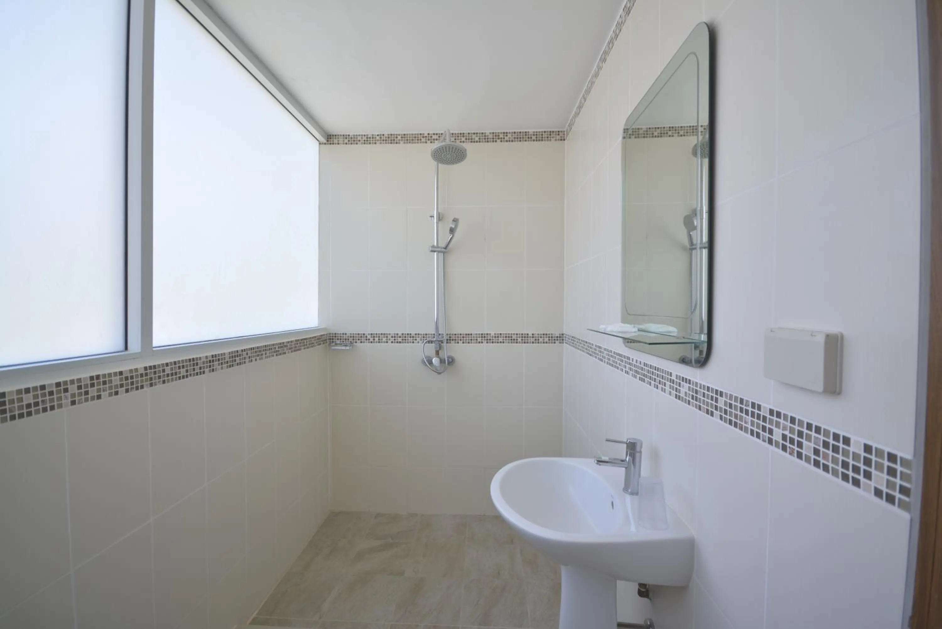 Toilet in The Patong Center Hotel