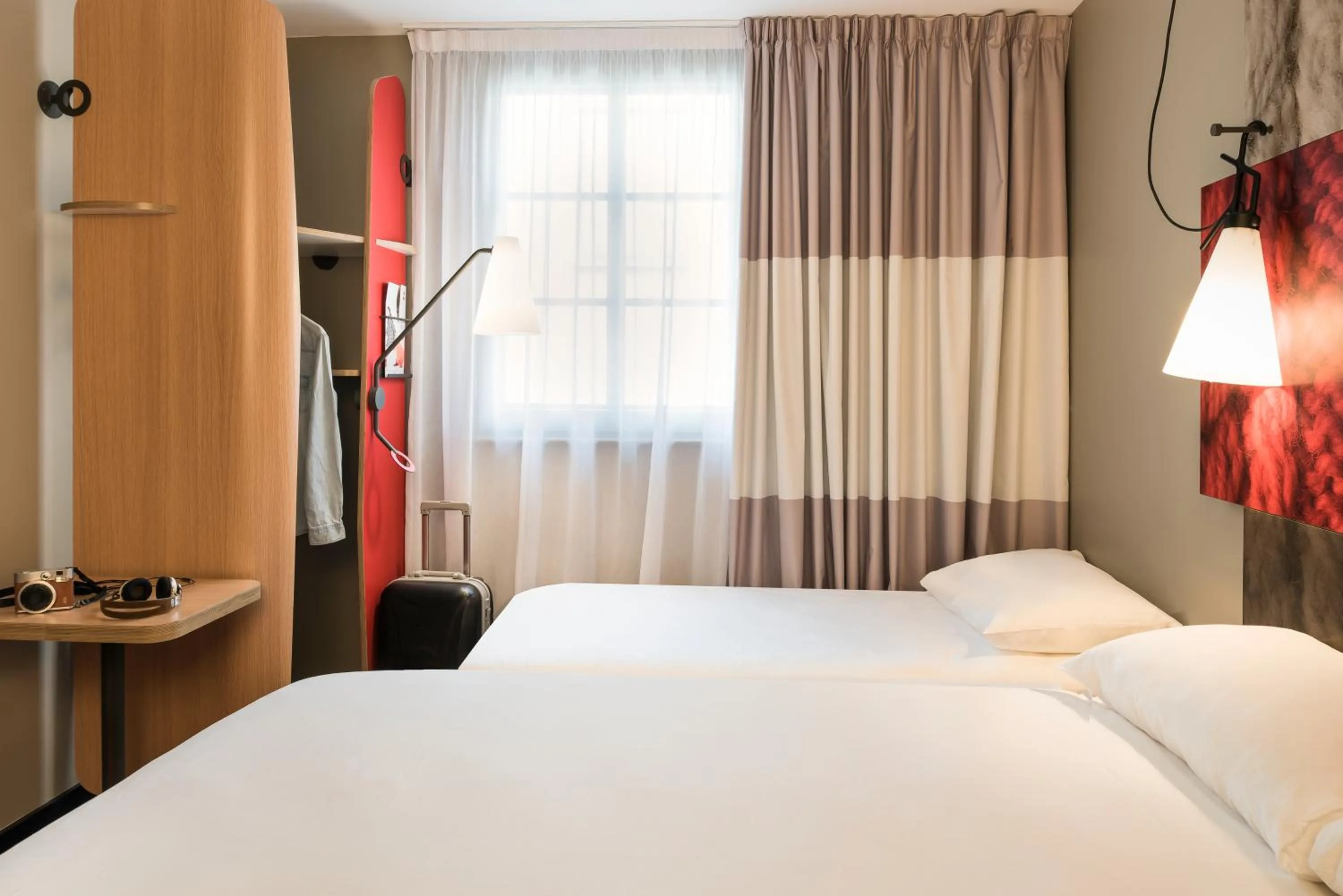 Bedroom, Bed in ibis Saint Germain en Laye Centre