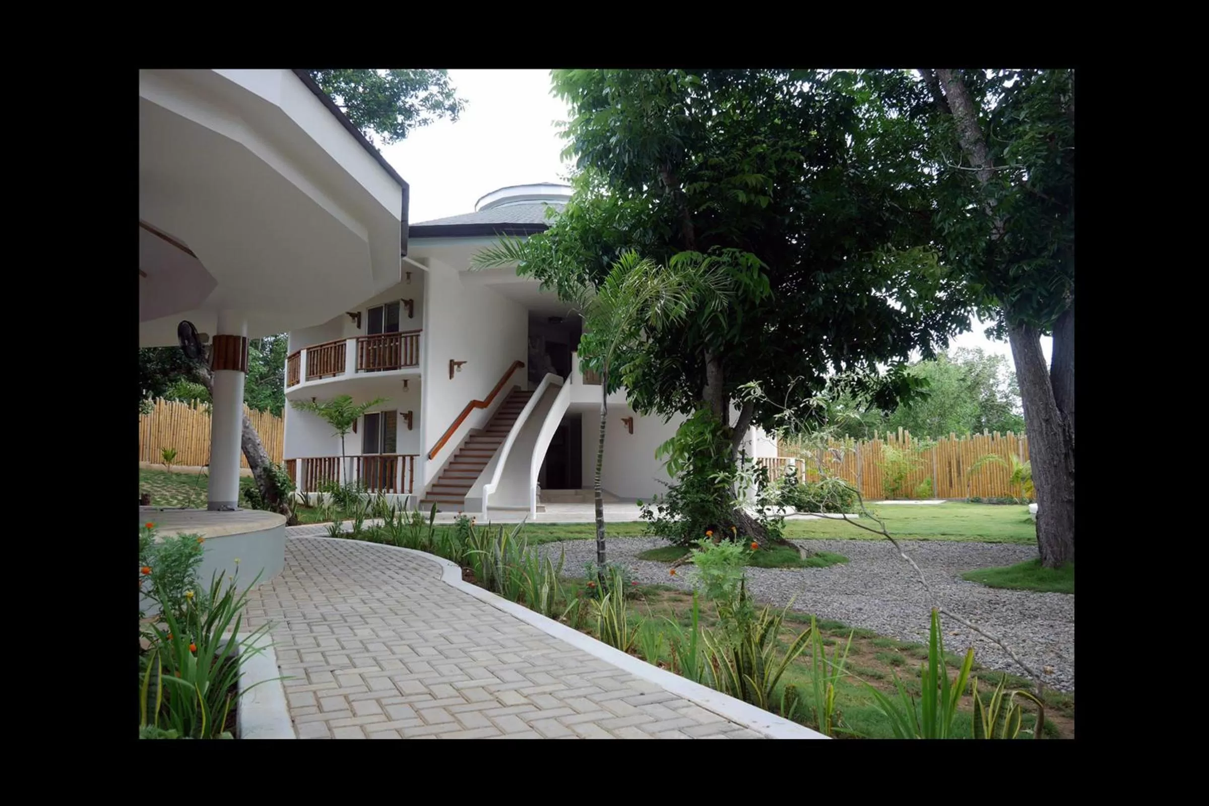 Facade/entrance in Bohol Dreamcatcher Resort