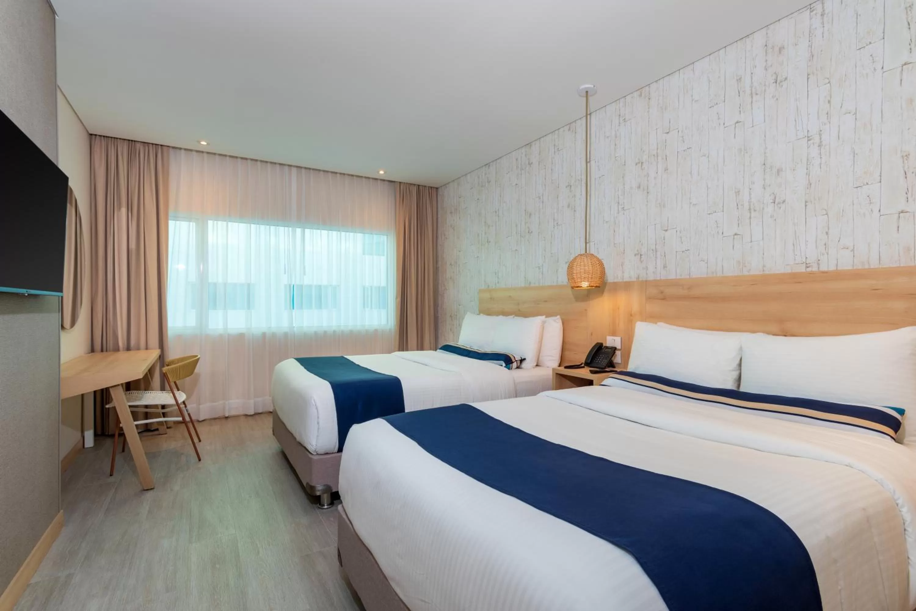 Twin Room with Sea View in Aquamare Hotel