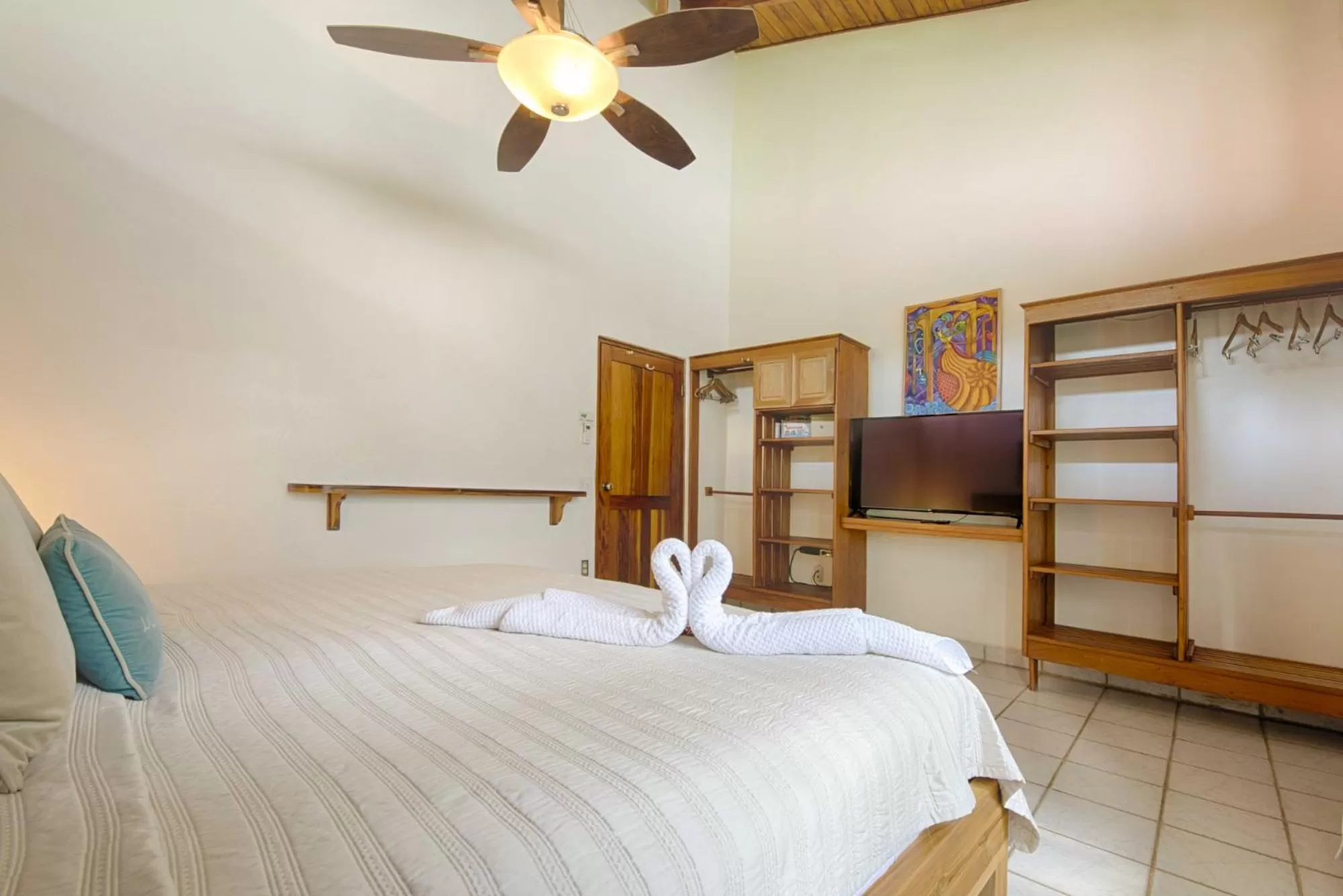 Bed in Casa Sueca Hotel - At the Beach