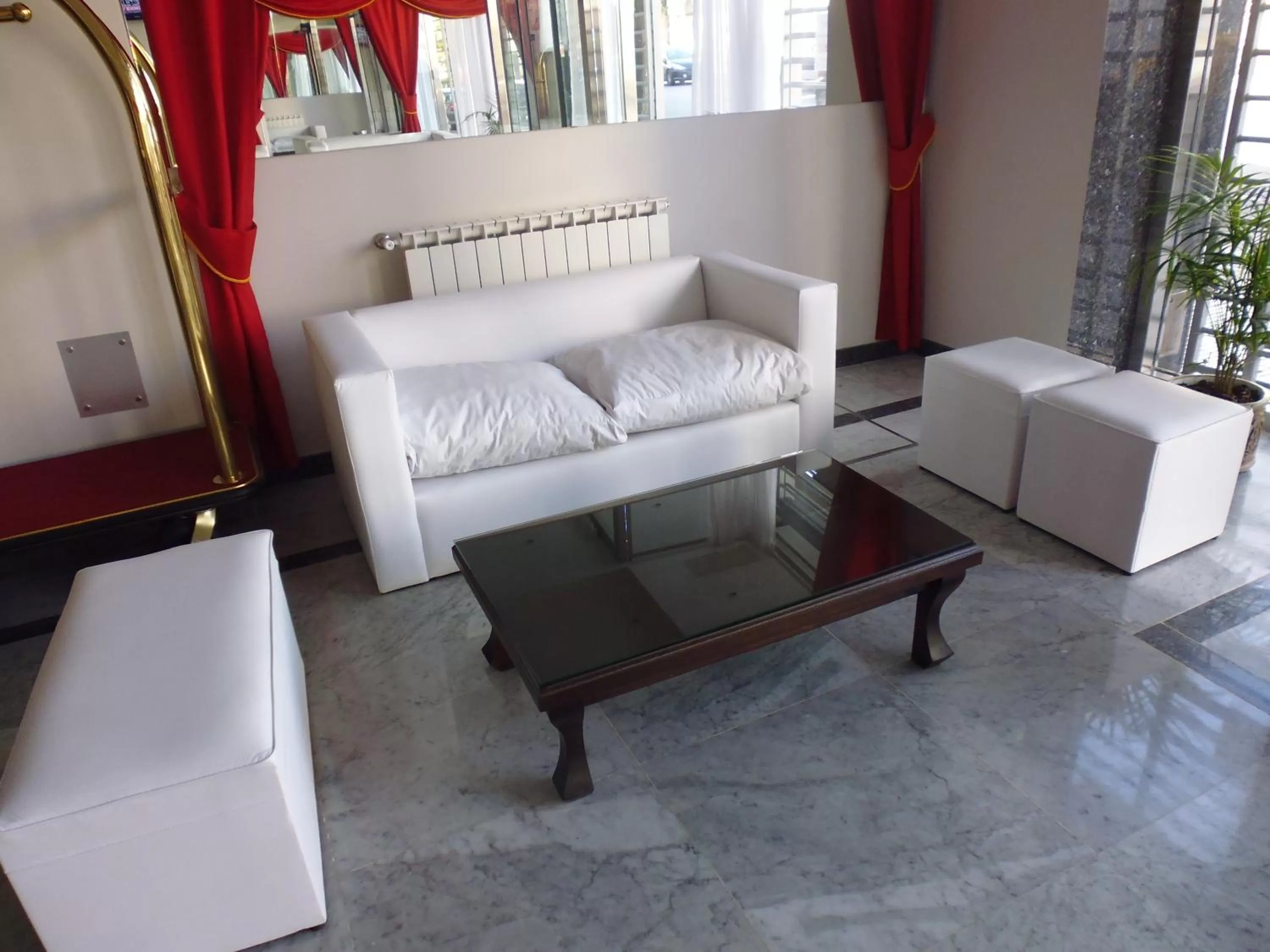 Lobby or reception, Seating Area in Hotel Athos