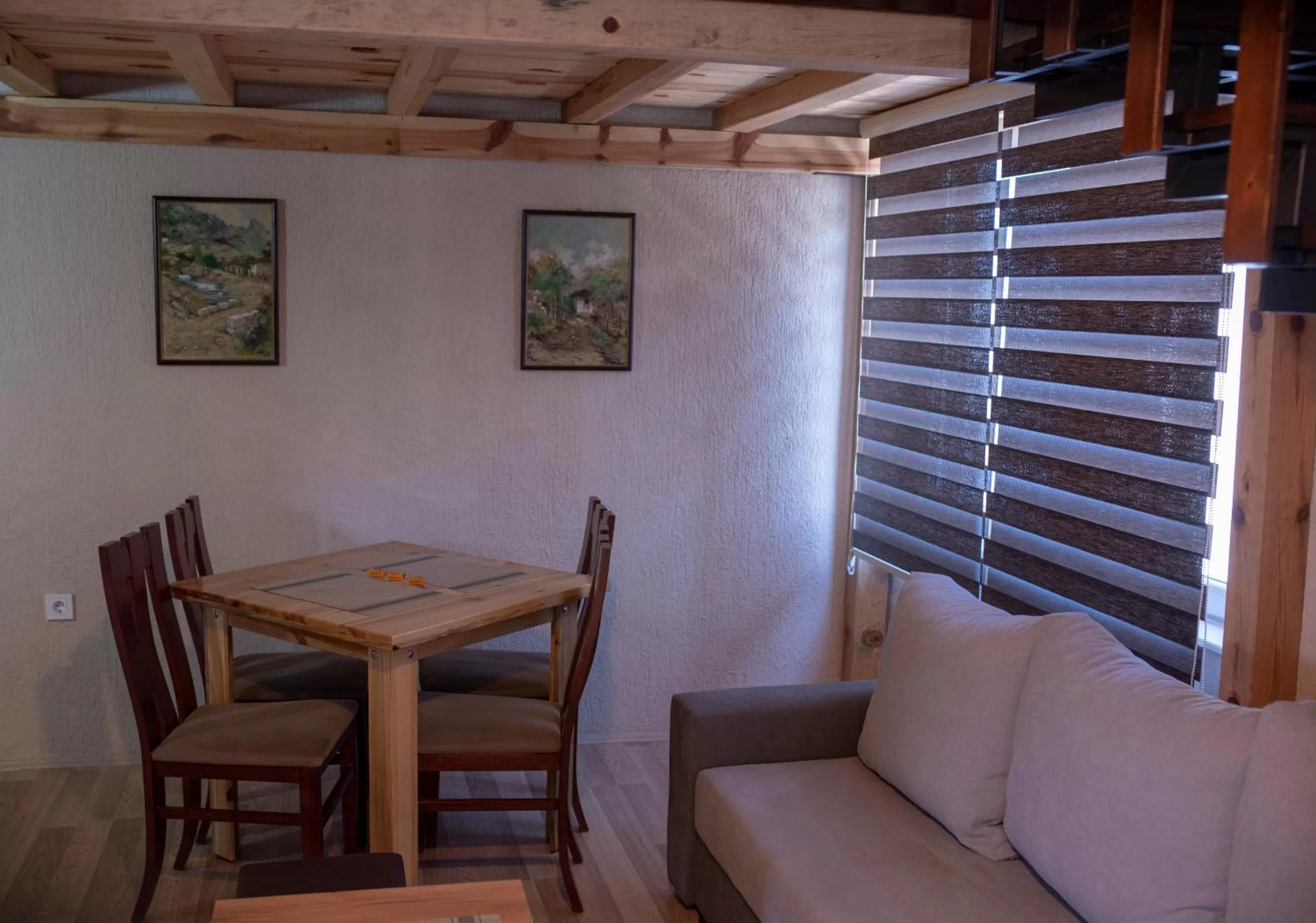 Dining Area in DIONIS Rooms & Apartments