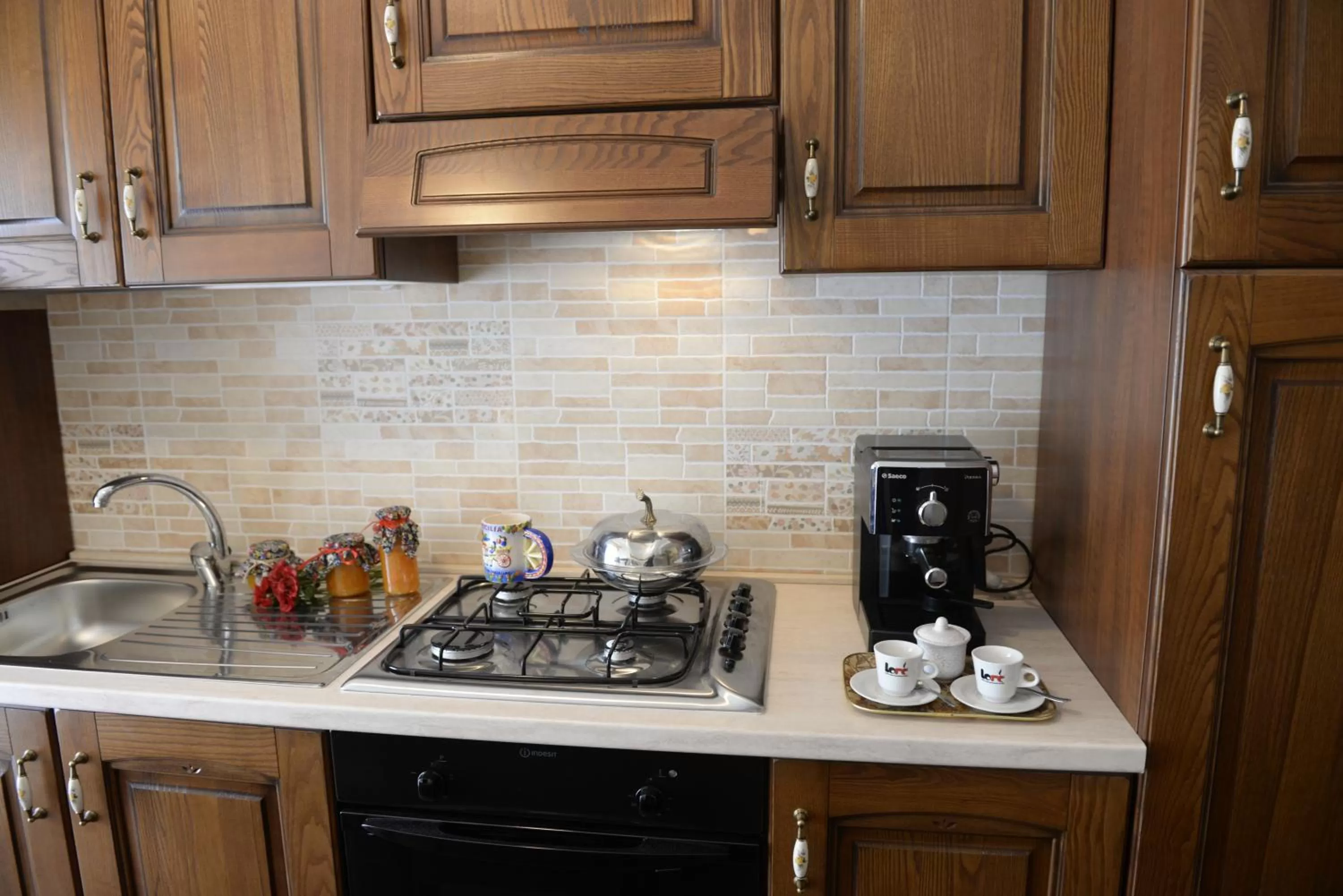 Kitchen or kitchenette in B&B San Leonardo