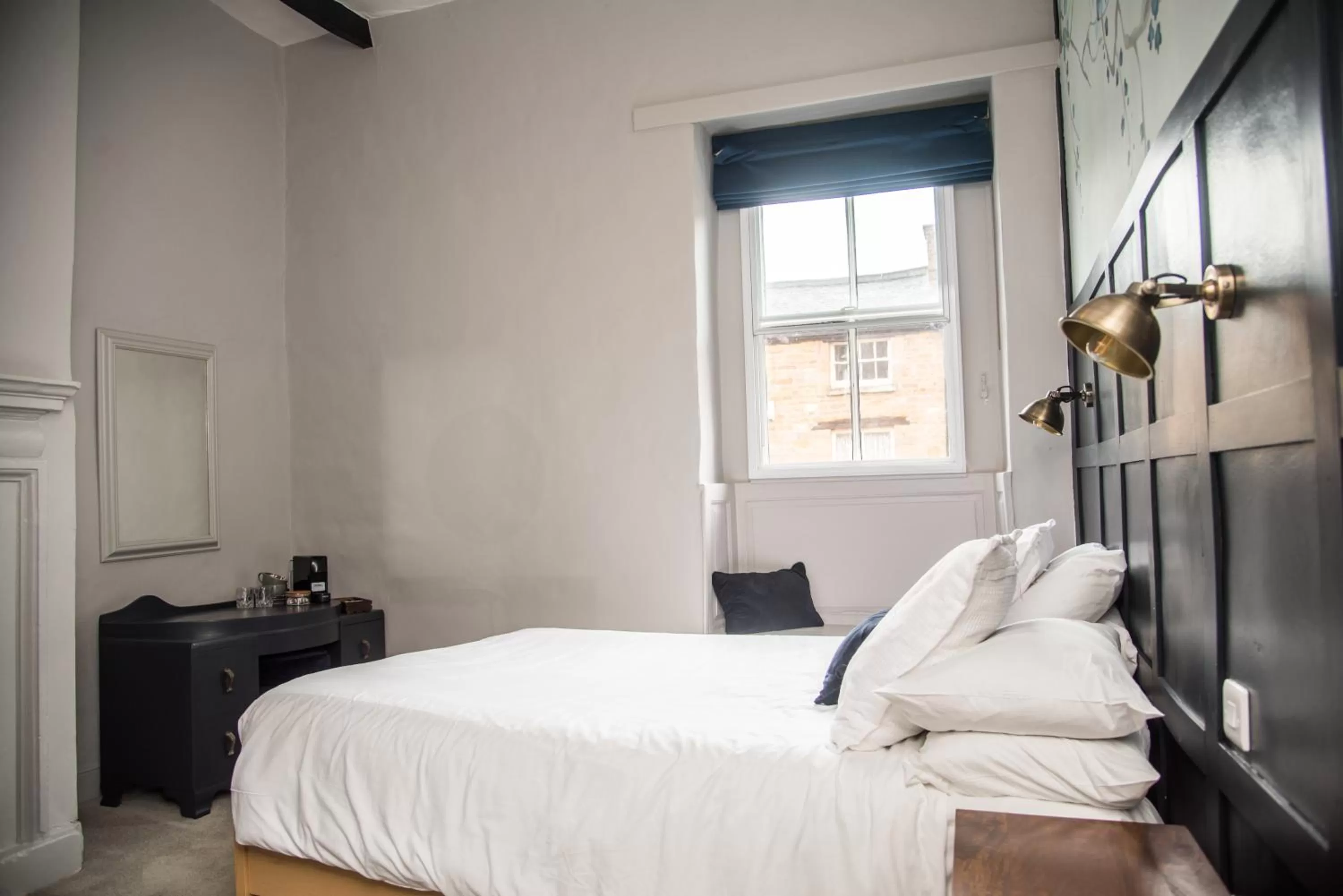 Bedroom in The Crown