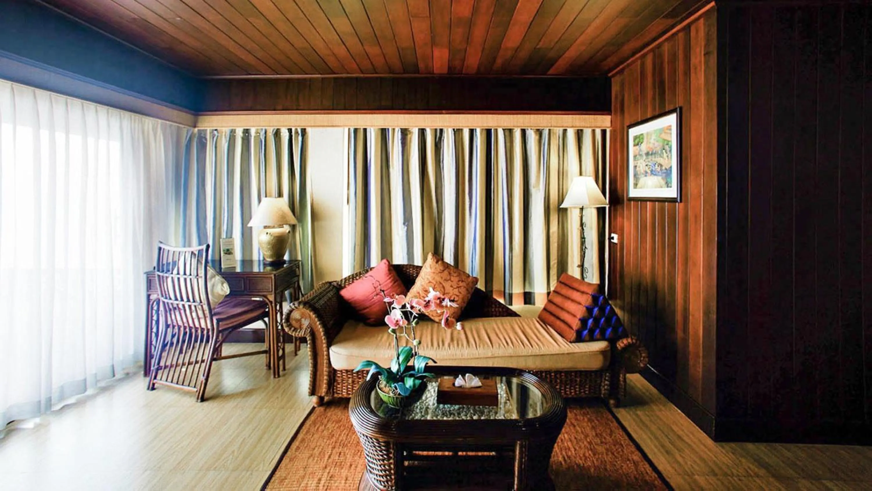 Living room in Samui Bayview Resort & Spa - SHA Plus