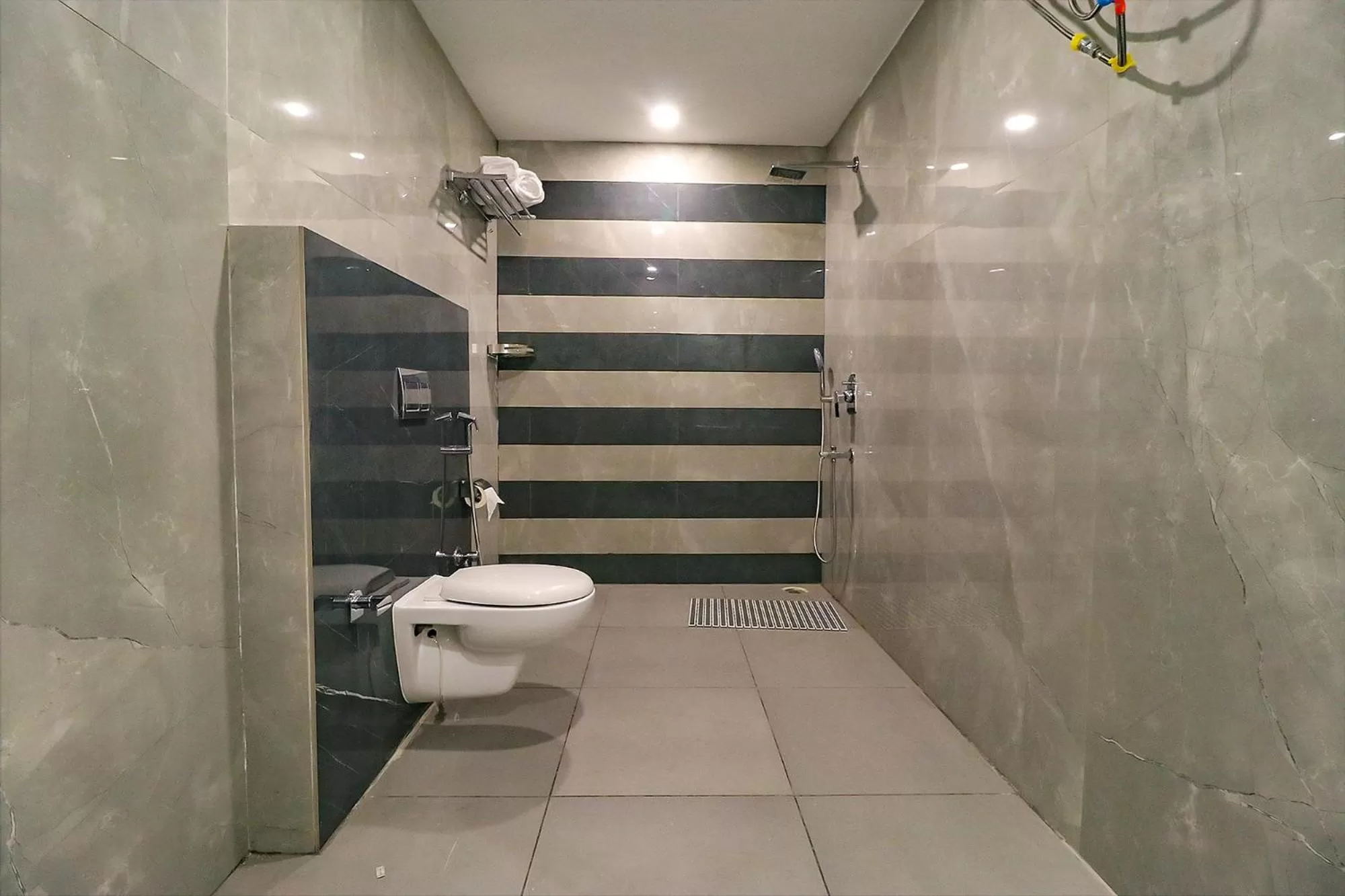 Bathroom in FabHotel Prime K9 Regency