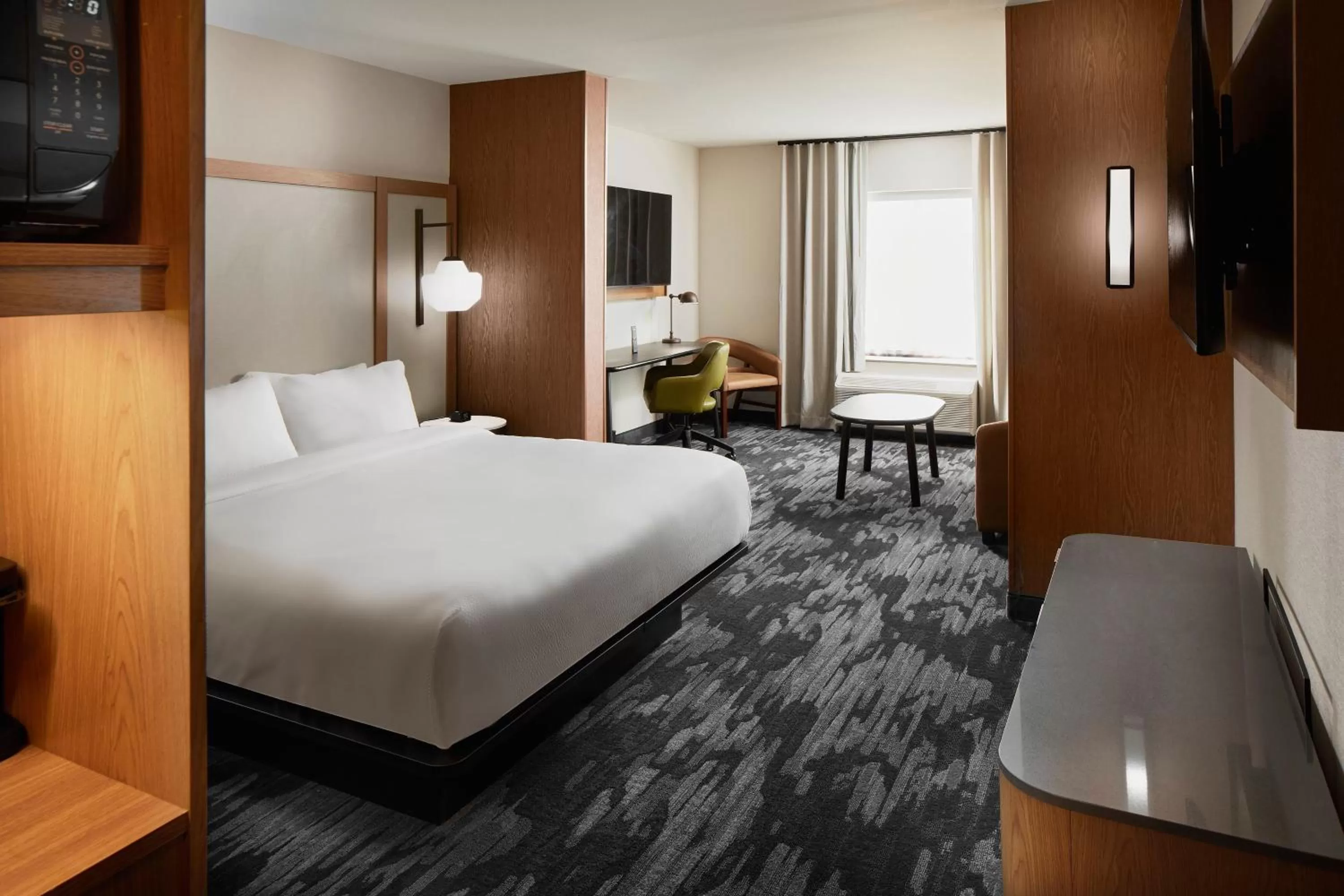 Bedroom, Bed in Fairfield Inn & Suites by Marriott Stony Creek