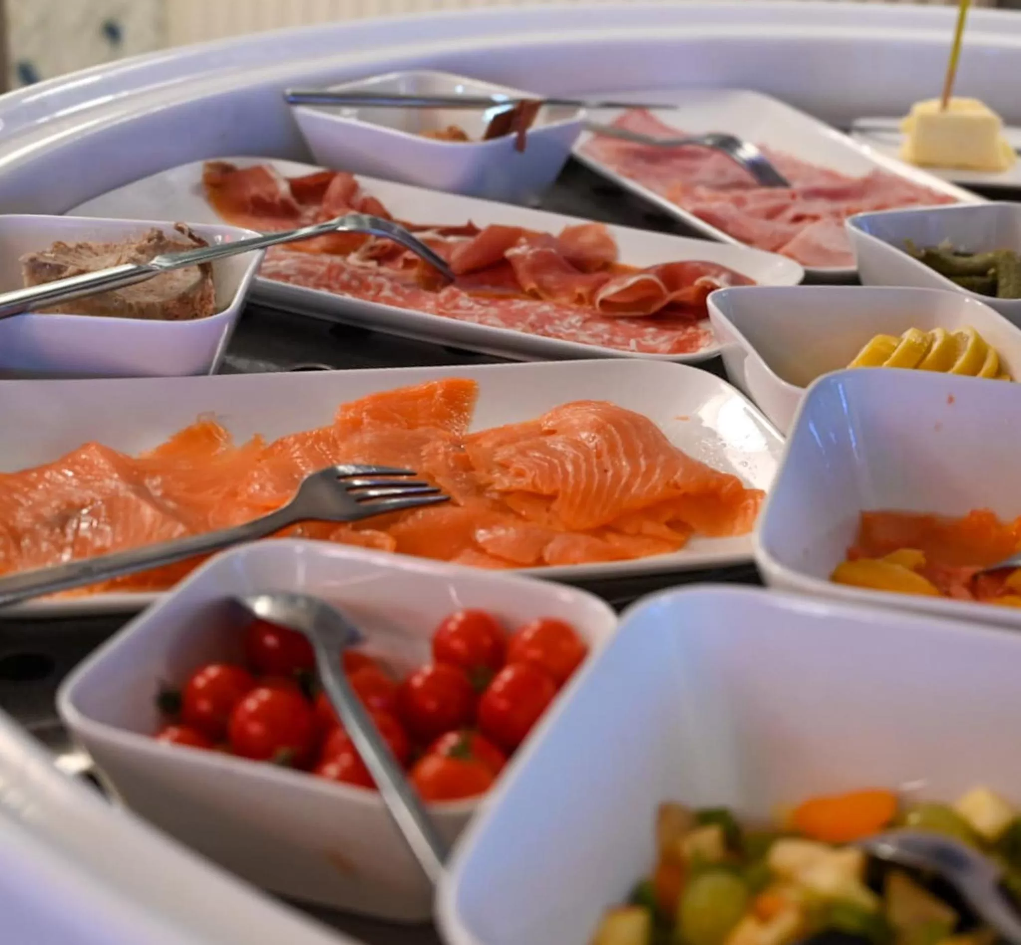 Food in The Originals Hôtel Le Cise Restaurant Chambres et Suites