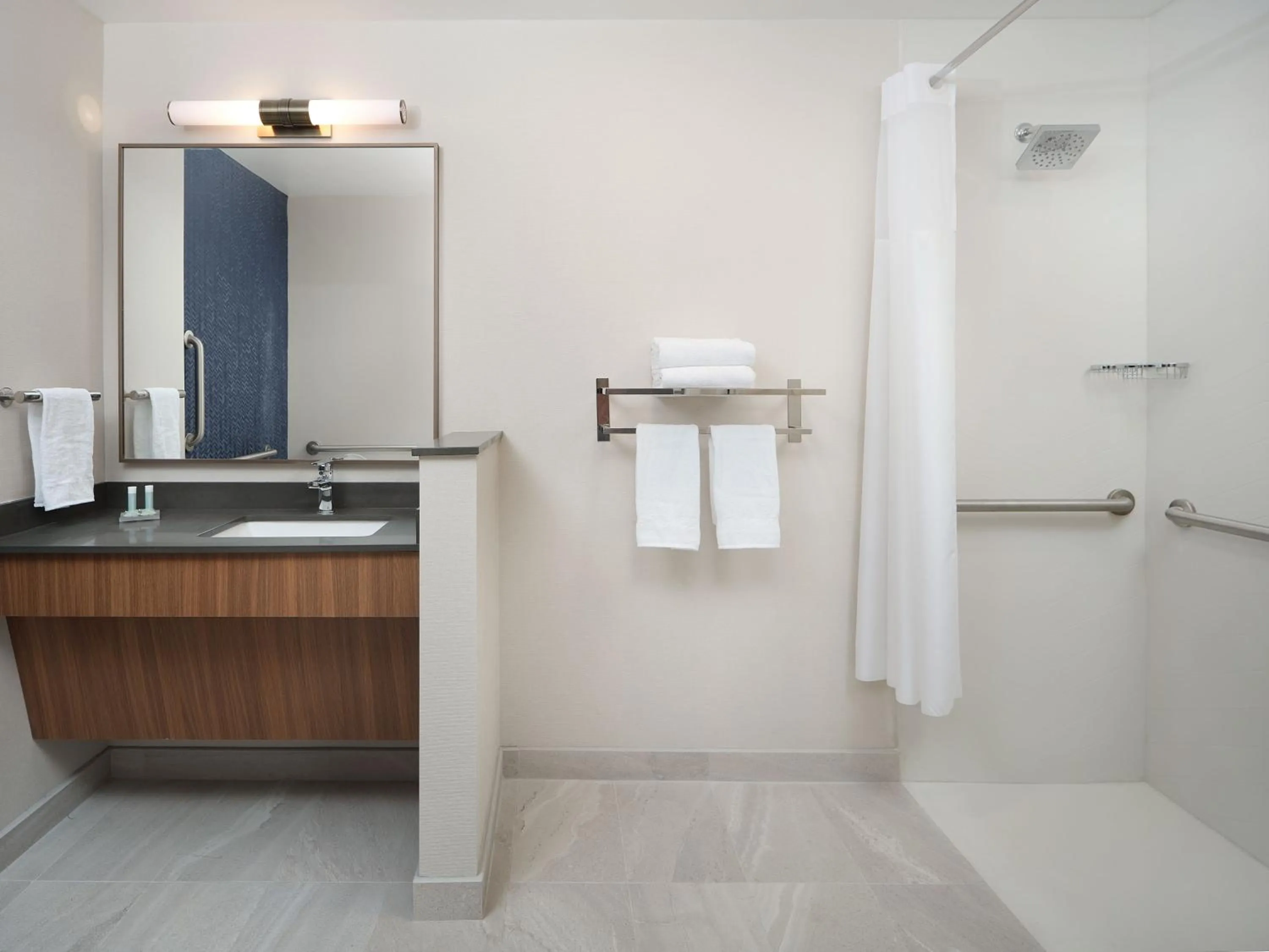 Shower in Fairfield Inn & Suites by Marriott Fort Lauderdale Northwest