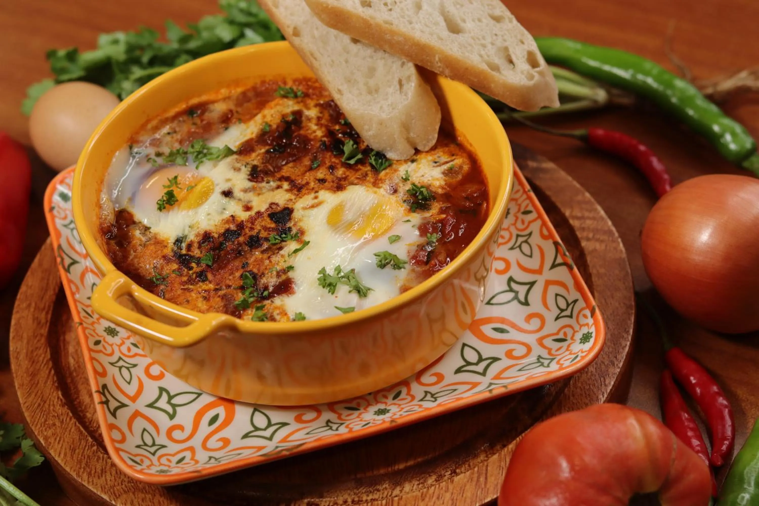 Restaurant/places to eat in The Golden Pine Hotel