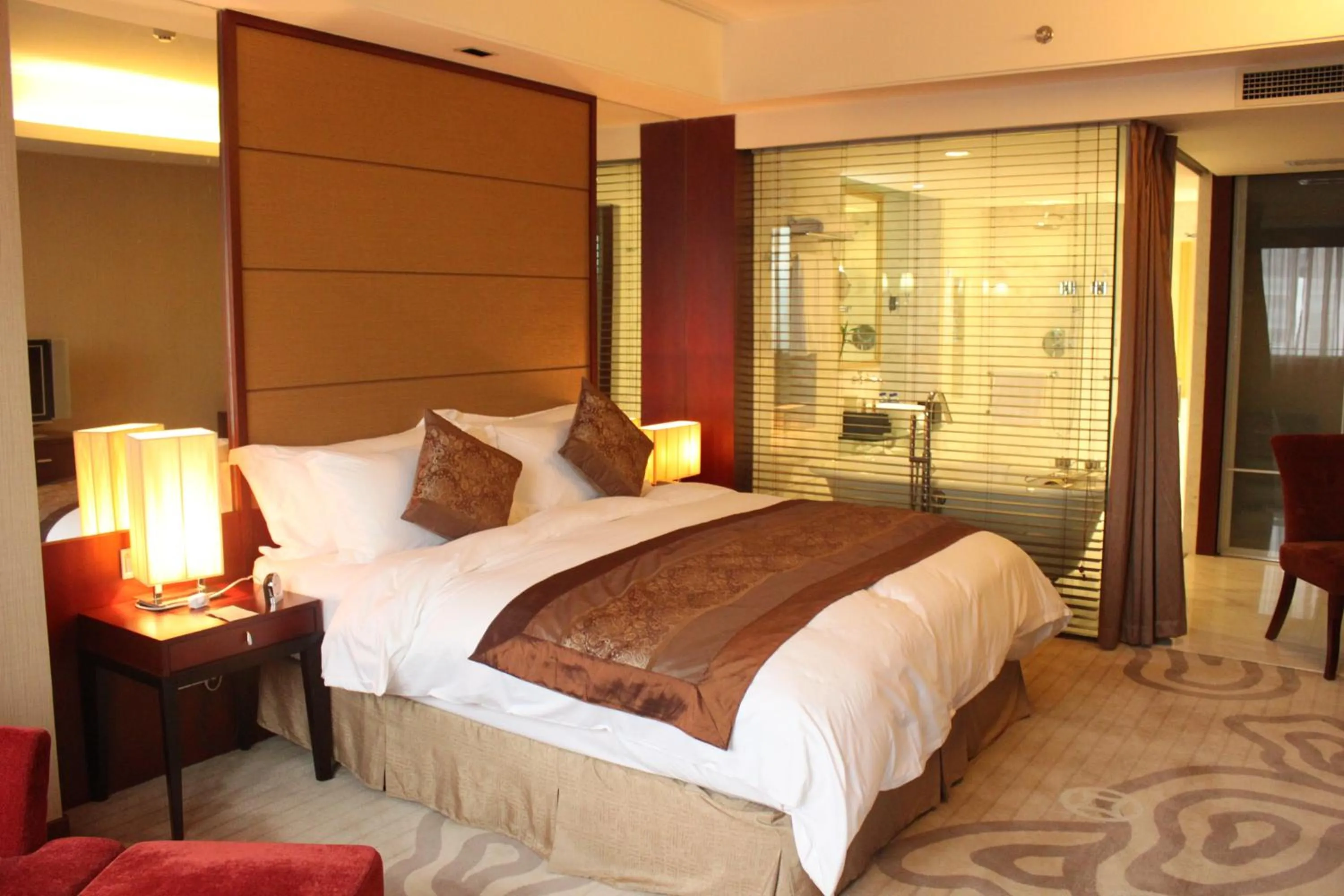 Bed in Wyndham Garden Suzhou