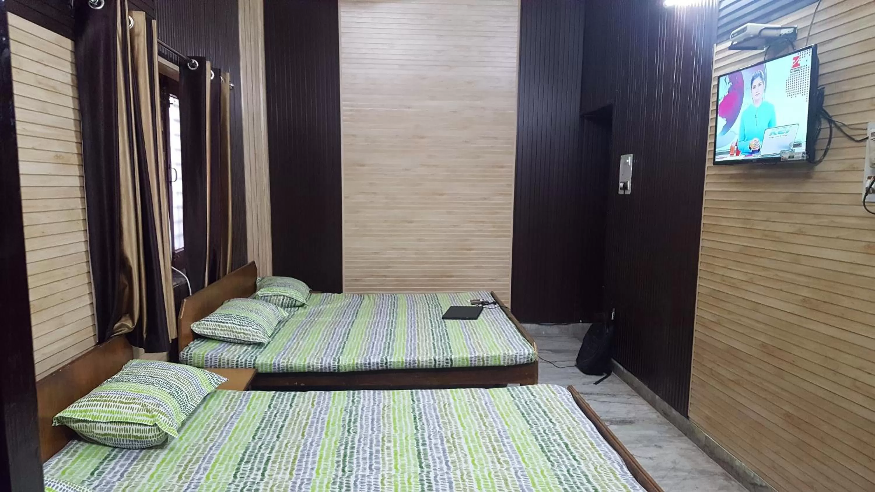 Bed in Gokul guest house